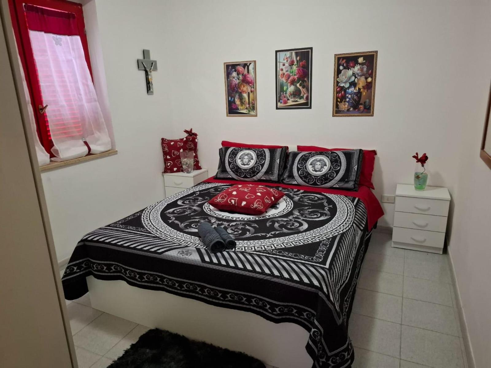 One-Bedroom House photo 3