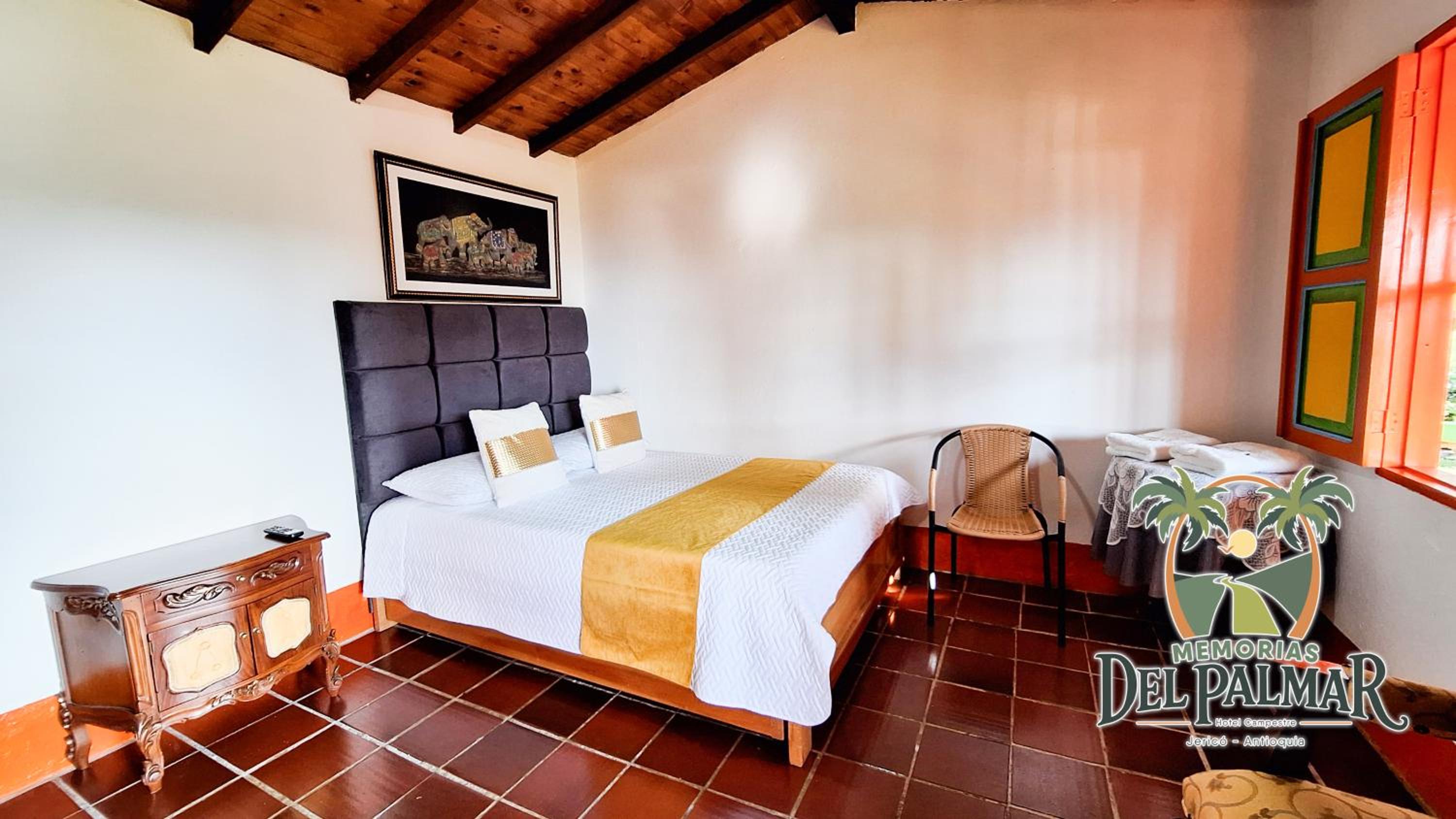 Double Room With Private Bathroom photo 1