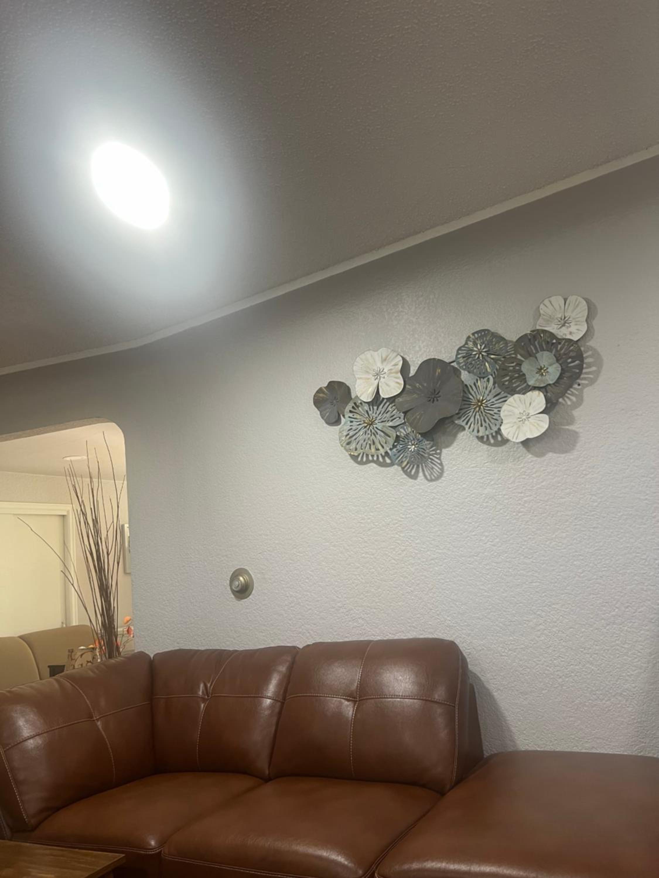 Queen Room photo 2