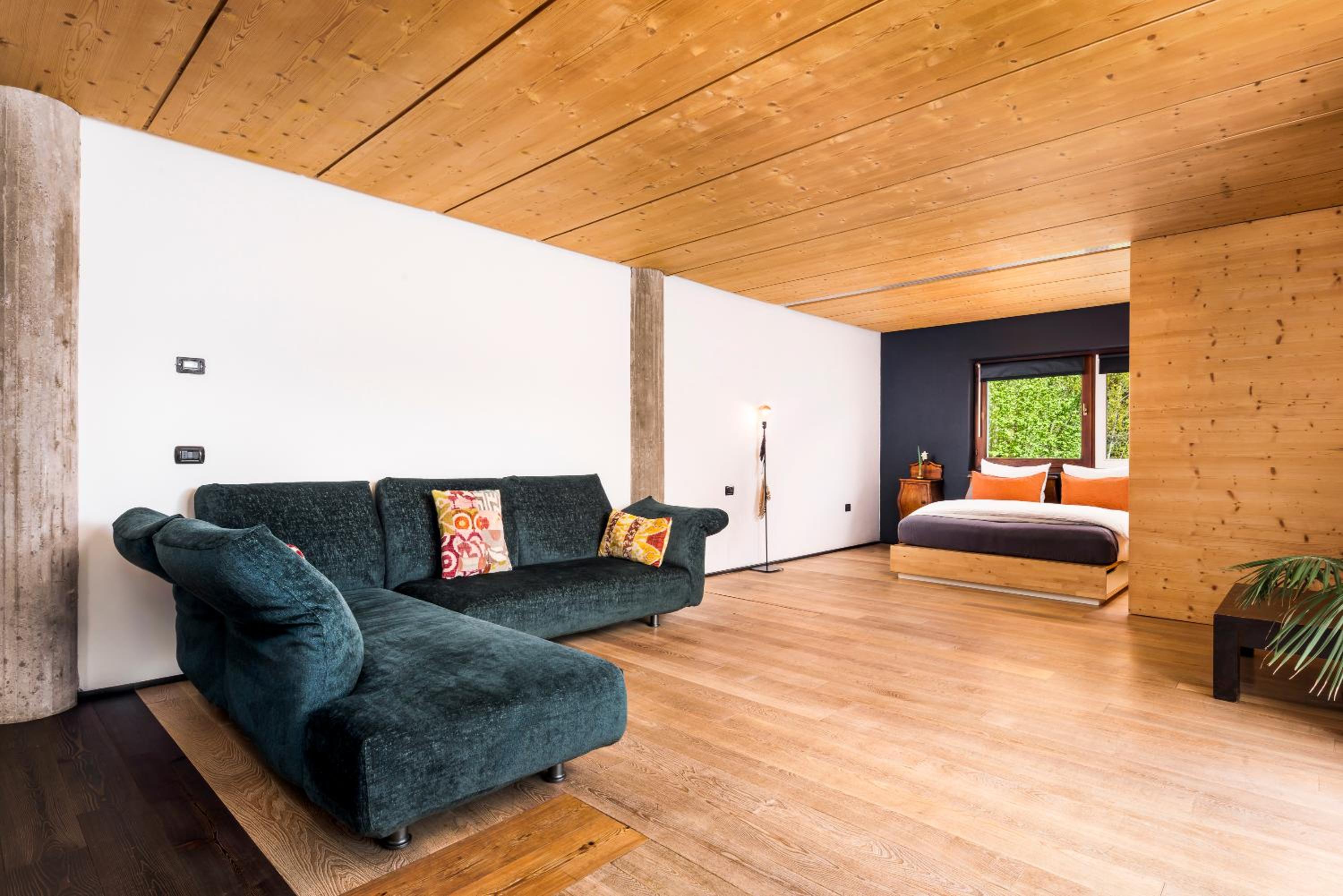 Studio Apartment photo 2