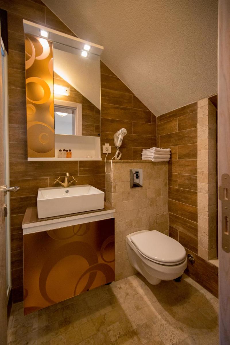 Studio Apartment with Sea View