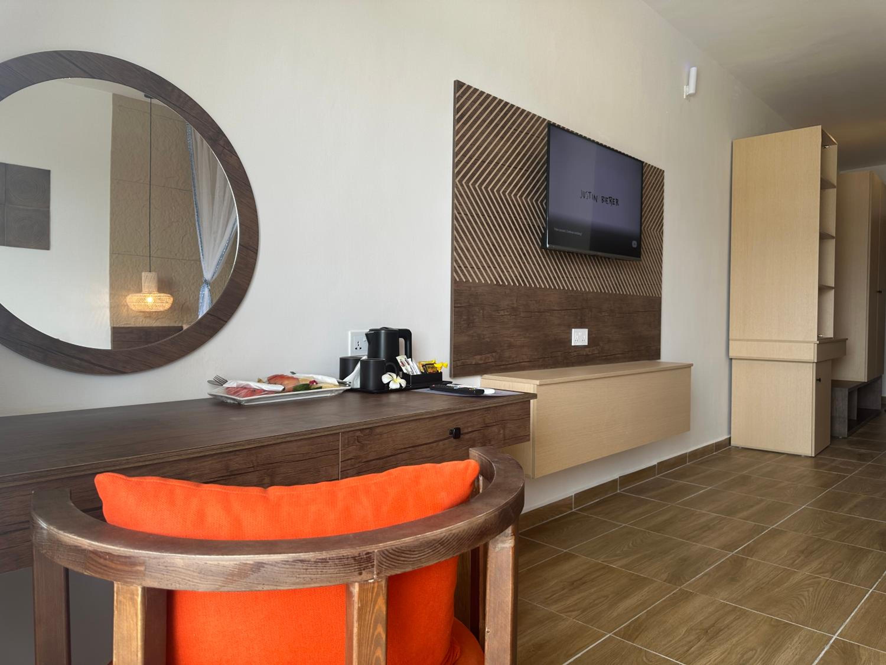 Ocean Front Room photo 3