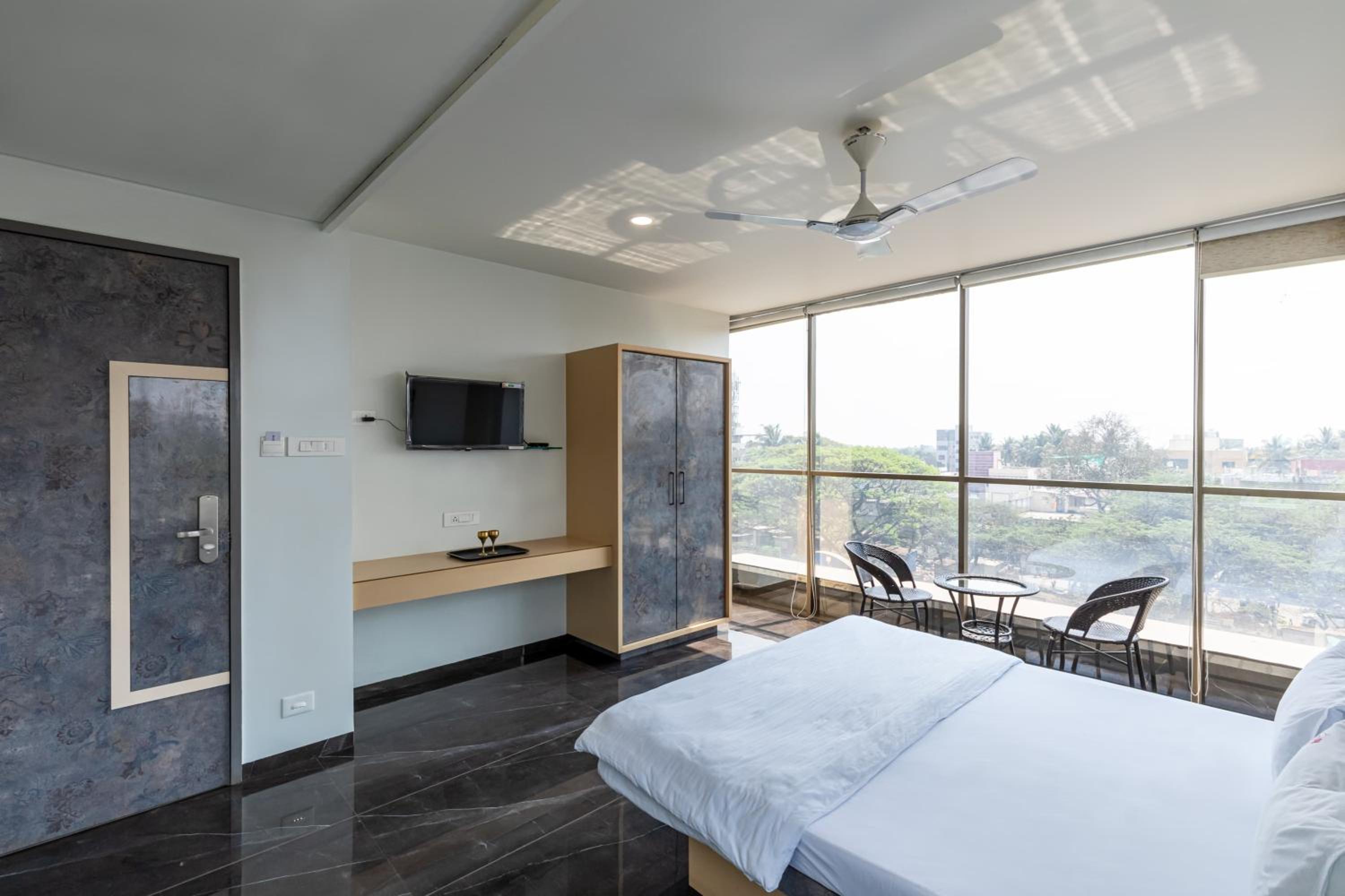 Superior Double Room - Photo 1