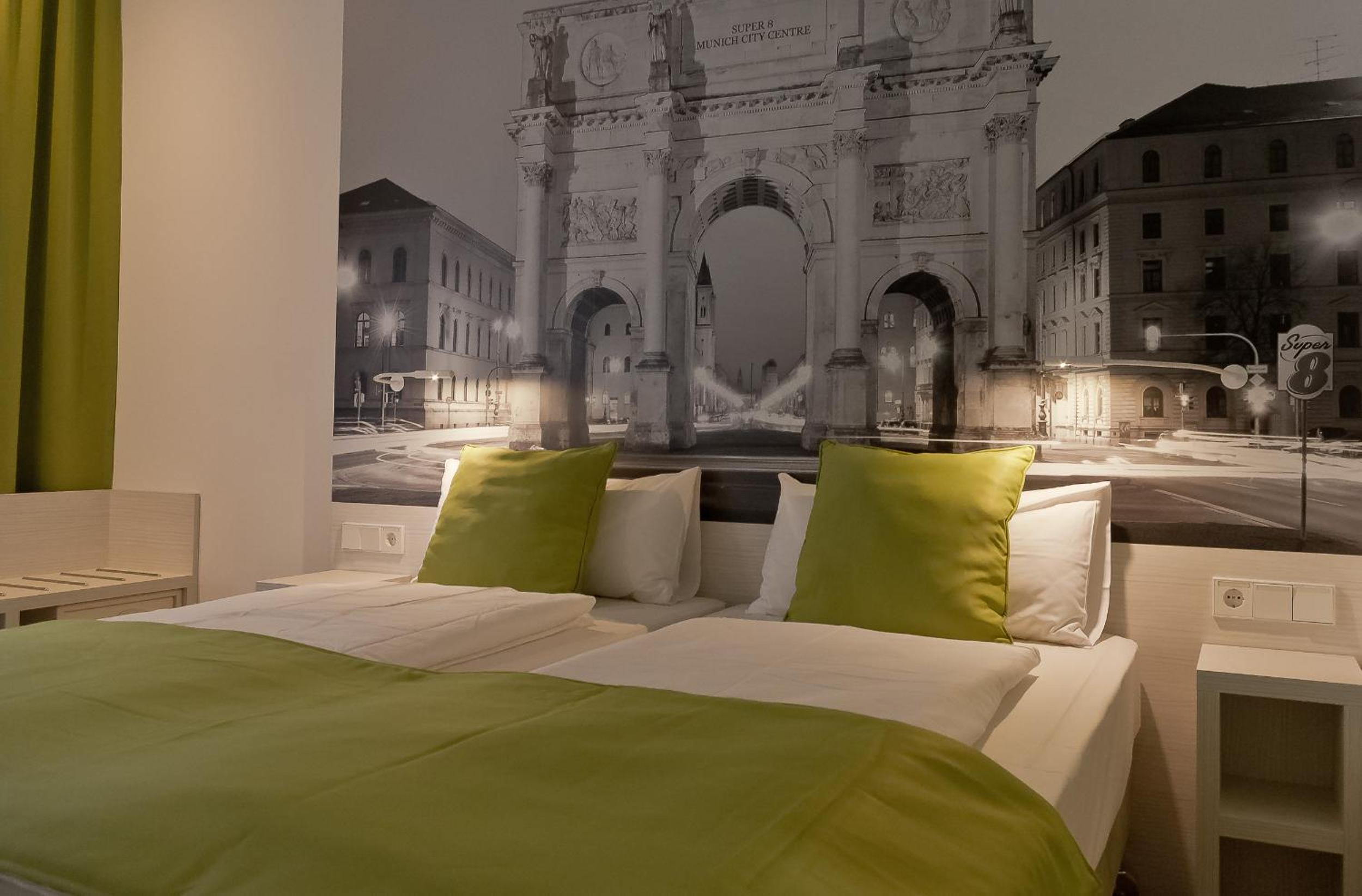 Standard Double Room - Photo 6