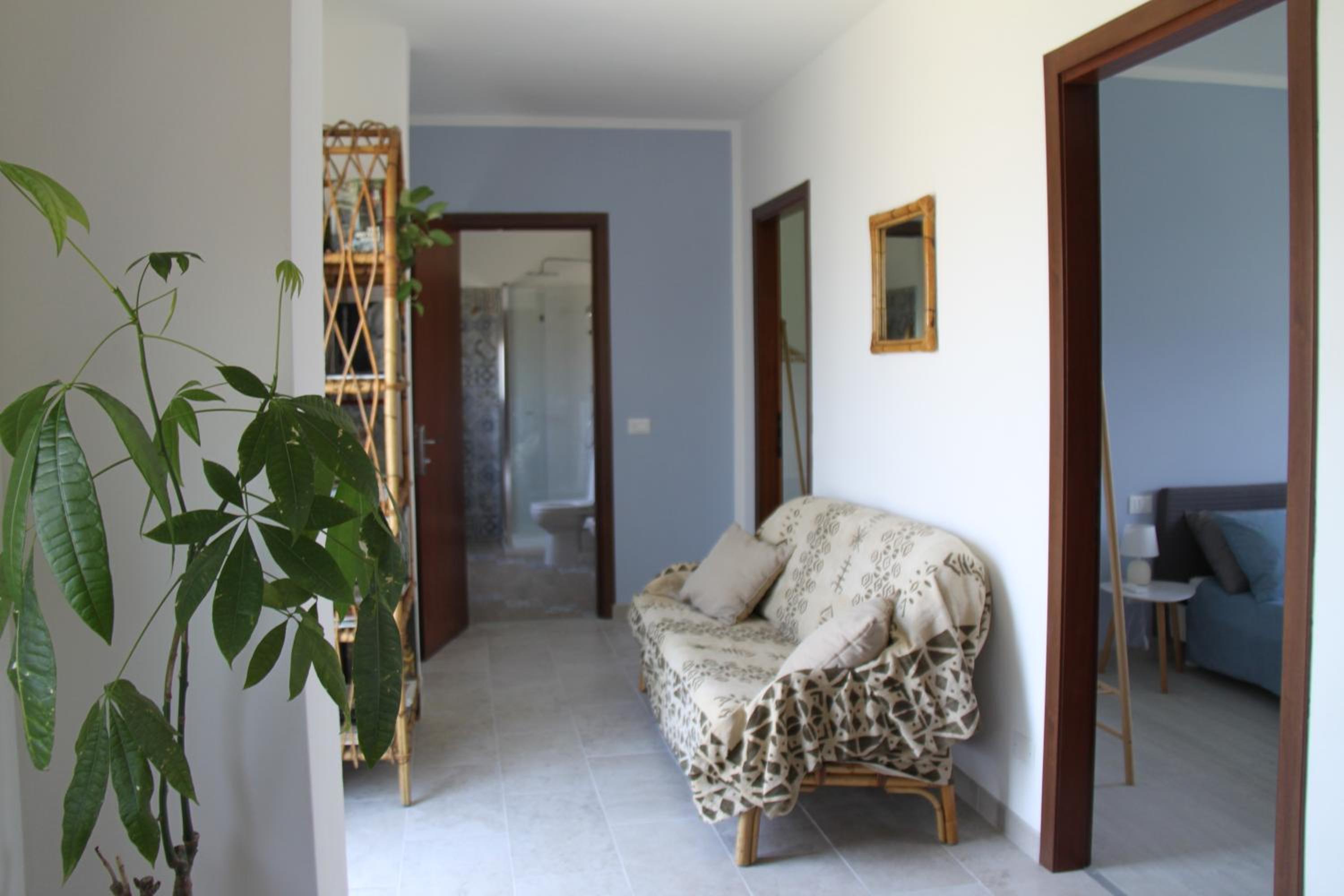 Double or Twin Room with Private External Bathroom photo 2