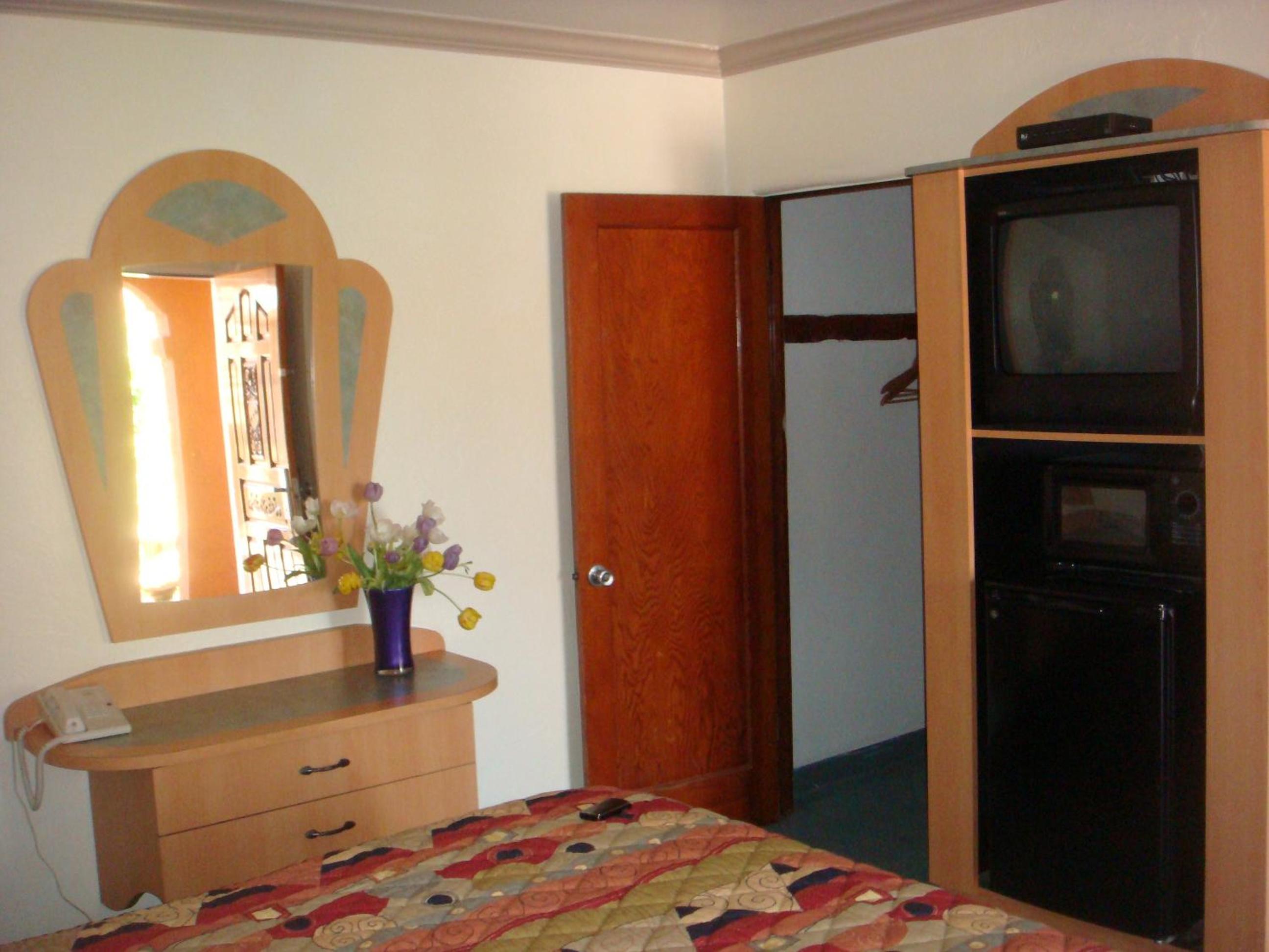Queen Room - Photo 4