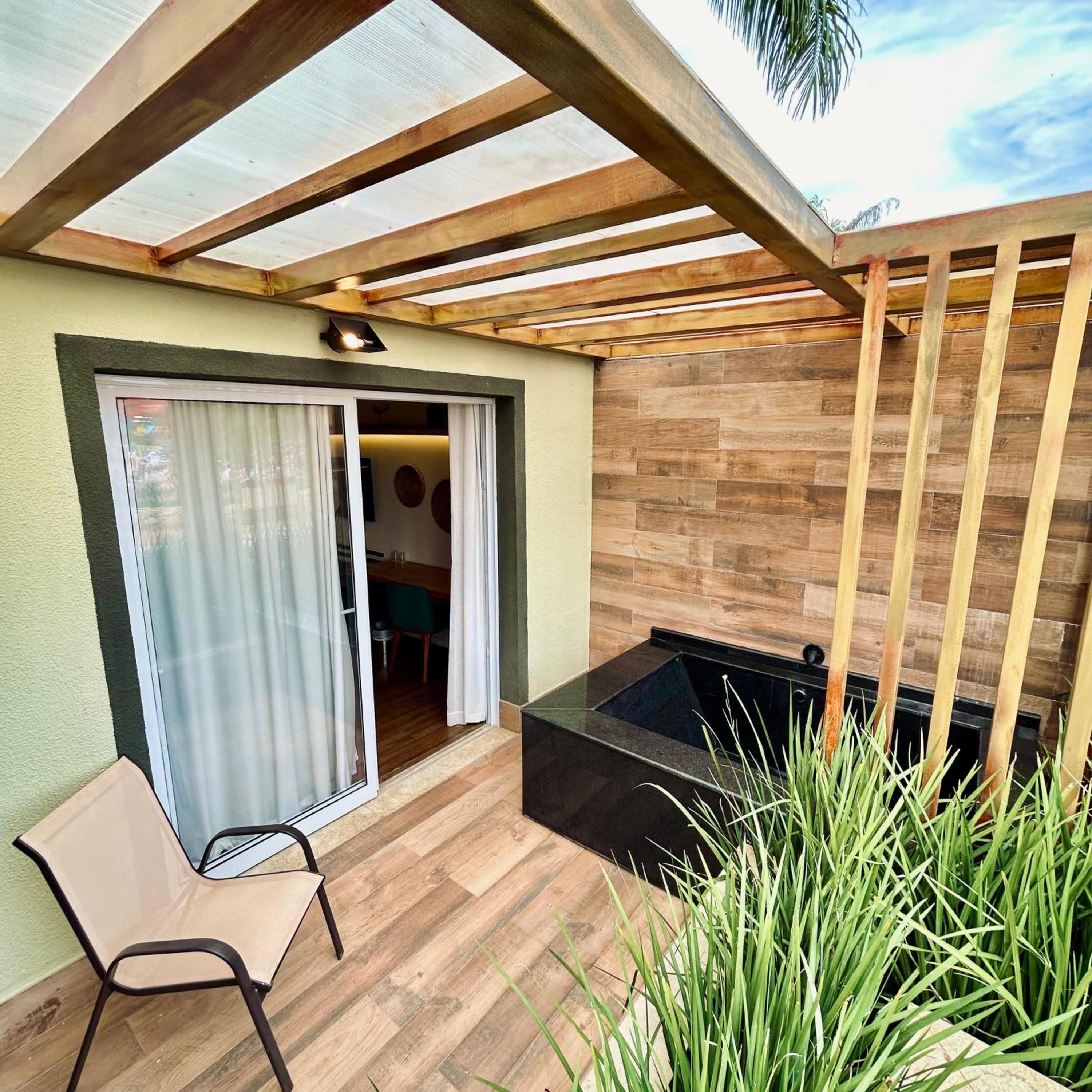 Suite with Private Pool photo 3