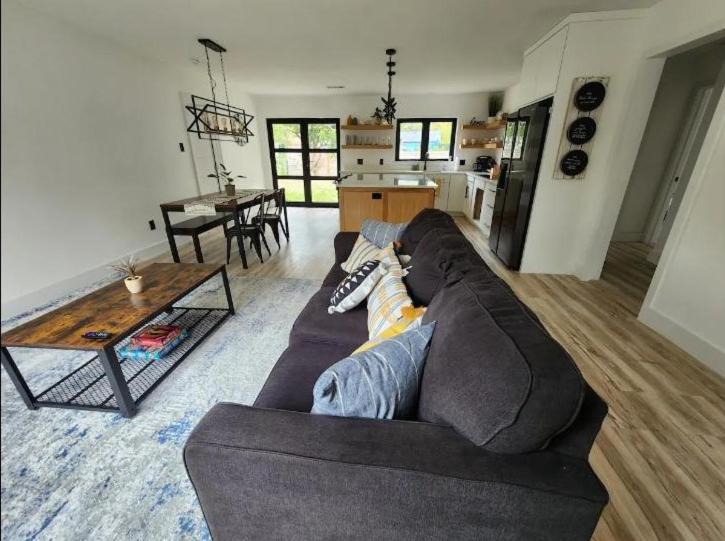 Four-Bedroom House photo 1