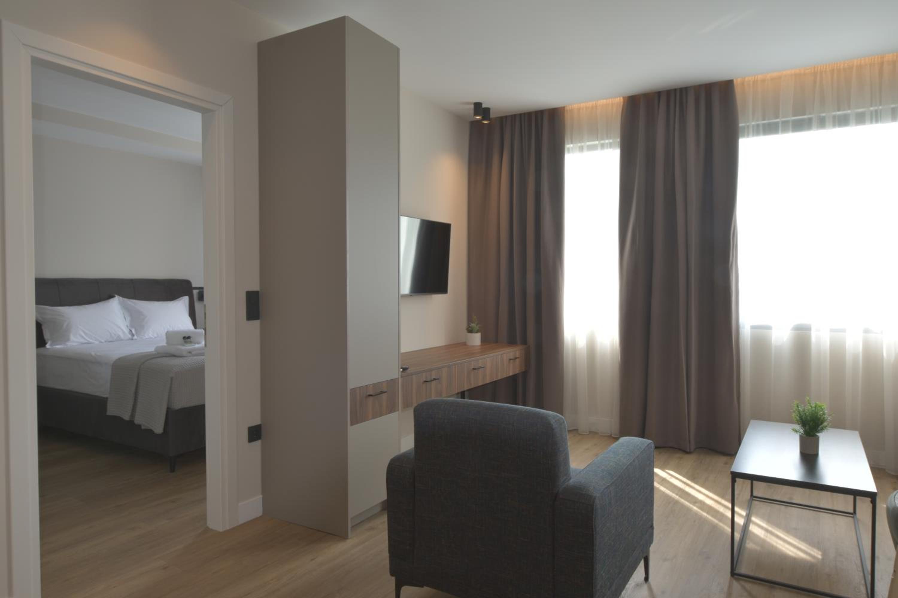 Superior Apartment with City View photo 3