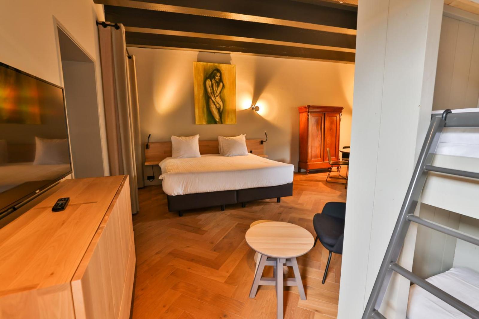 Family Suite photo 2