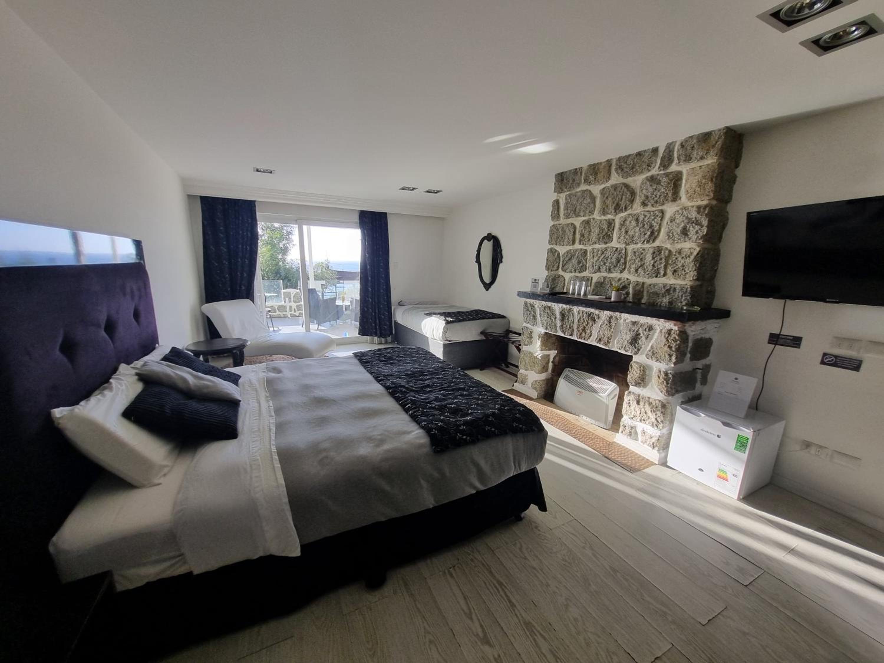 Standard Twin Room with Sea View photo 1