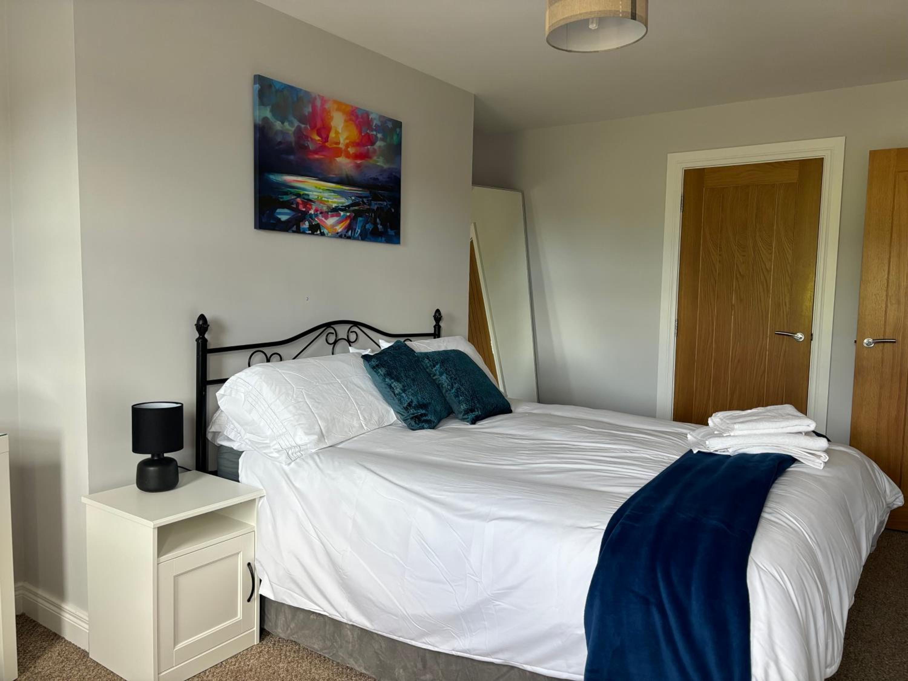 Three-Bedroom House photo 1