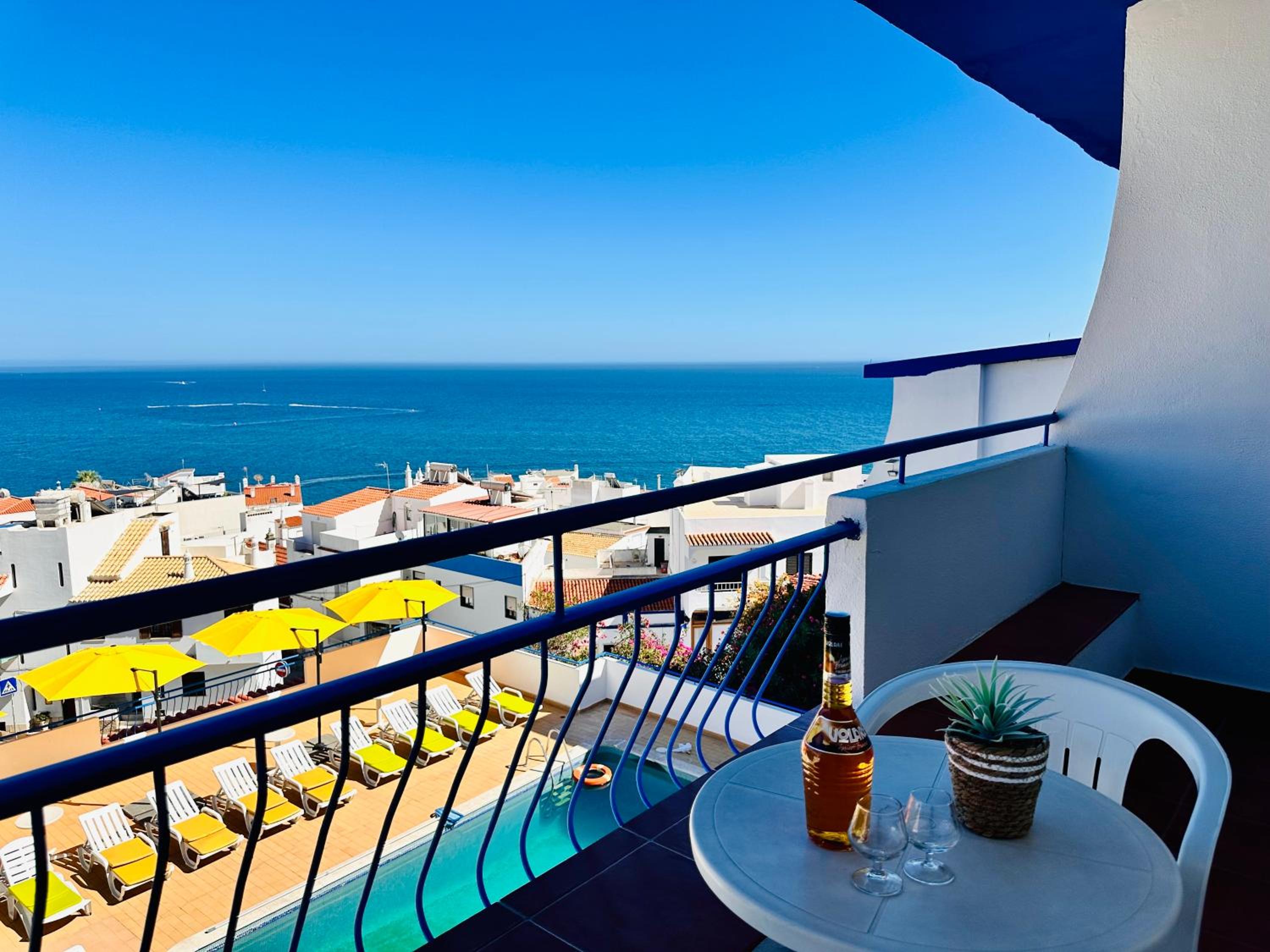 Superior Double or Twin Room with Sea View - Photo 2