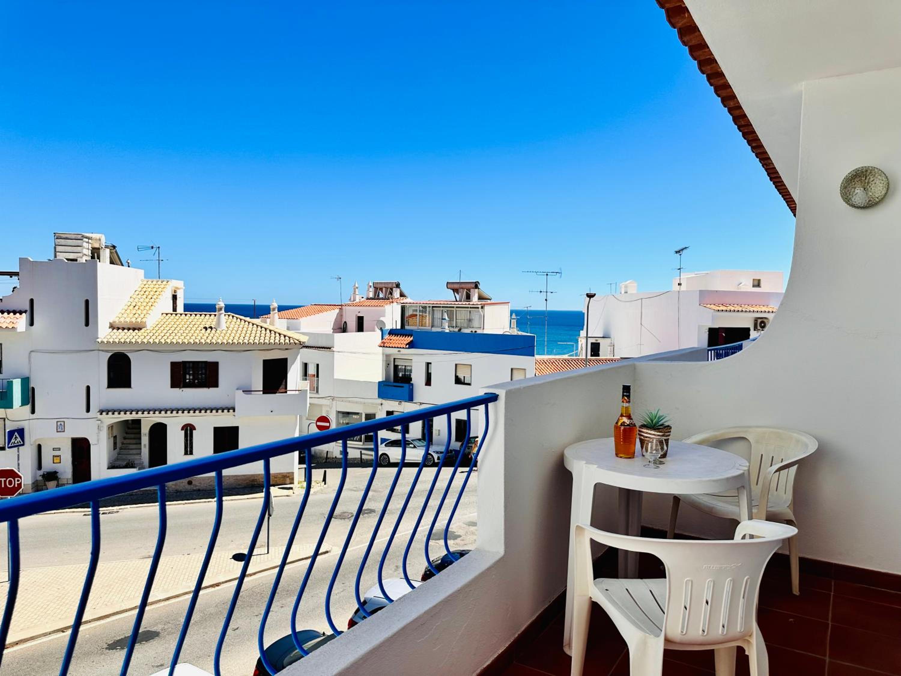 Superior Double or Twin Room with Terrace - Photo 3