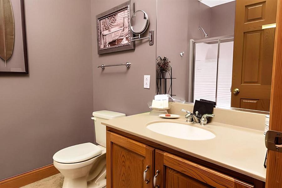 Queen Room photo 3