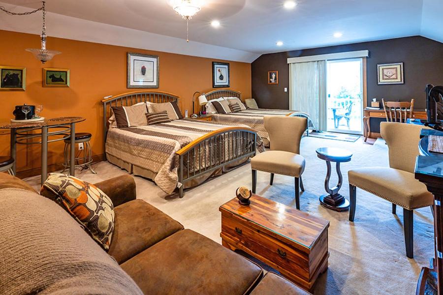 Loft Suite with Two Queen Beds photo 1