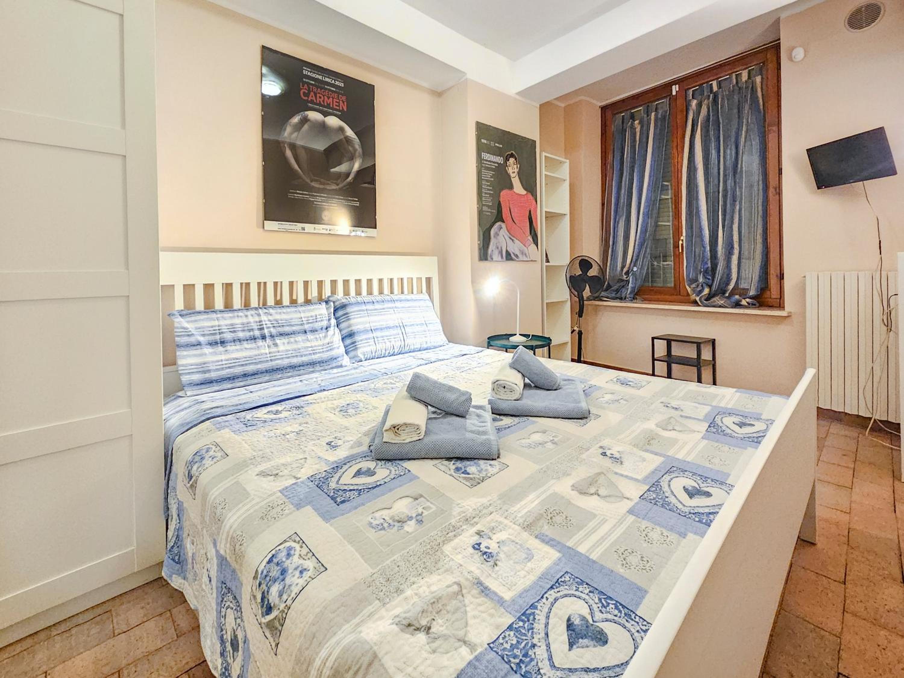 Studio Apartment photo 1