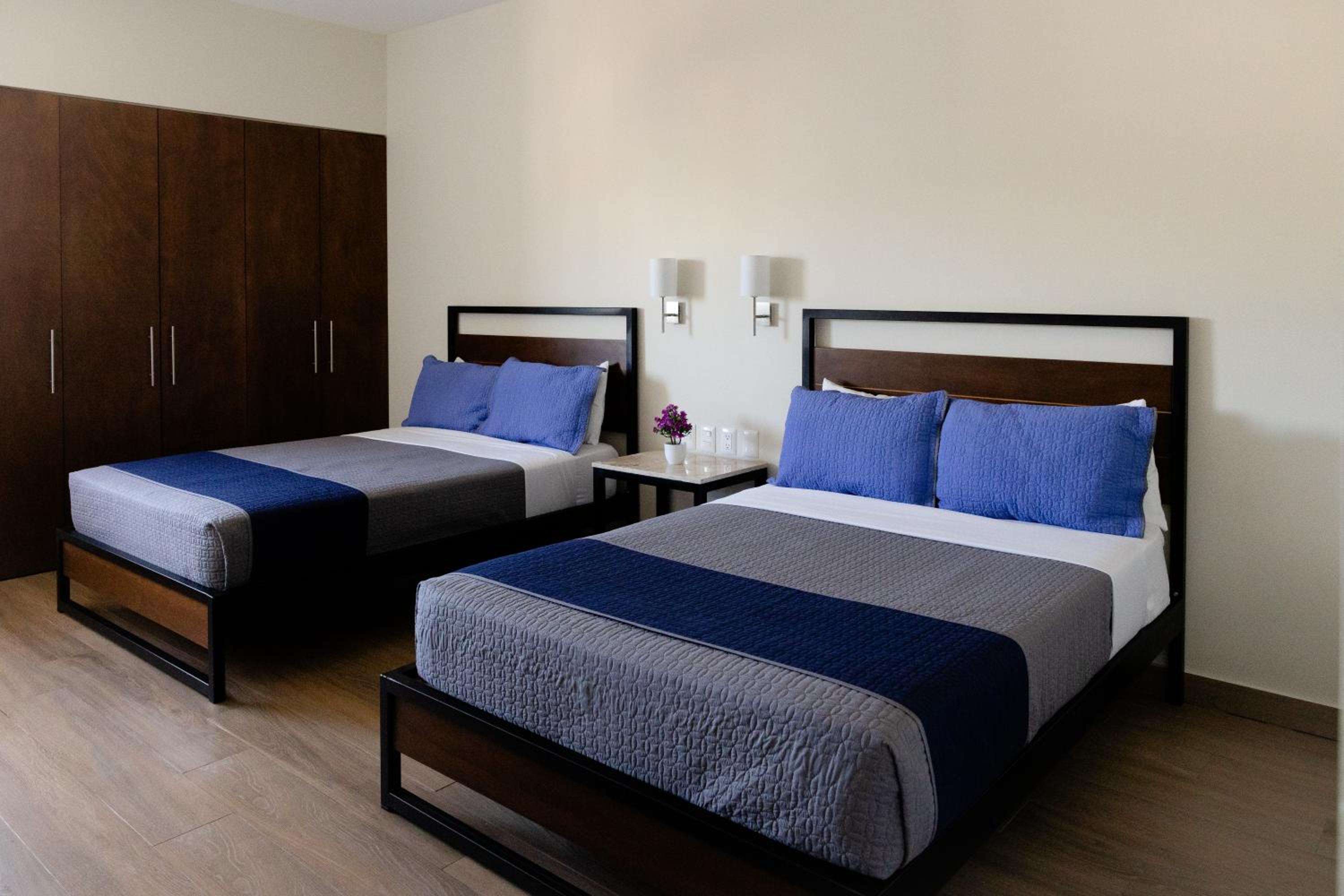 Twin Room - Photo 6