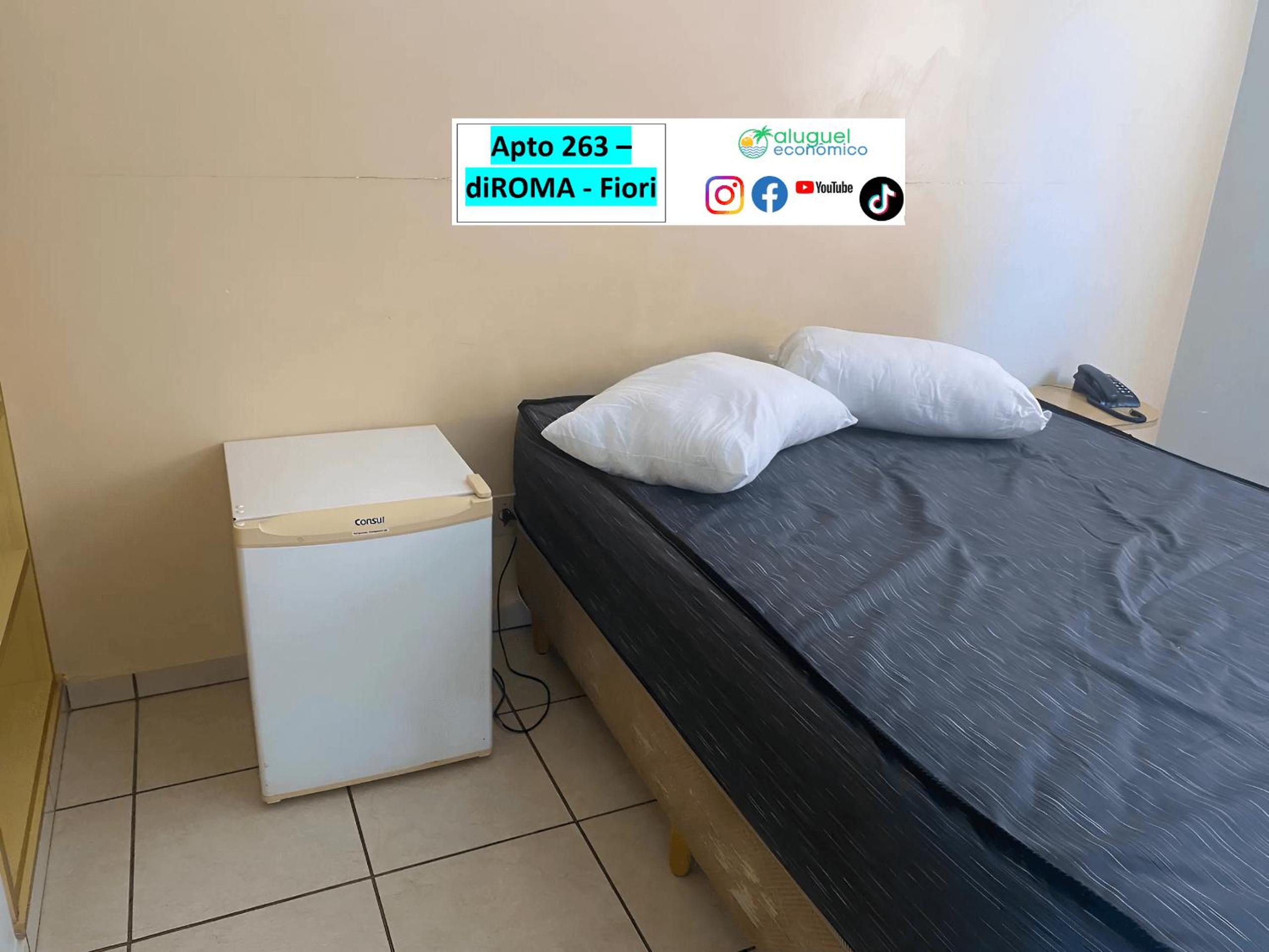 One-Bedroom Apartment - Photo 32