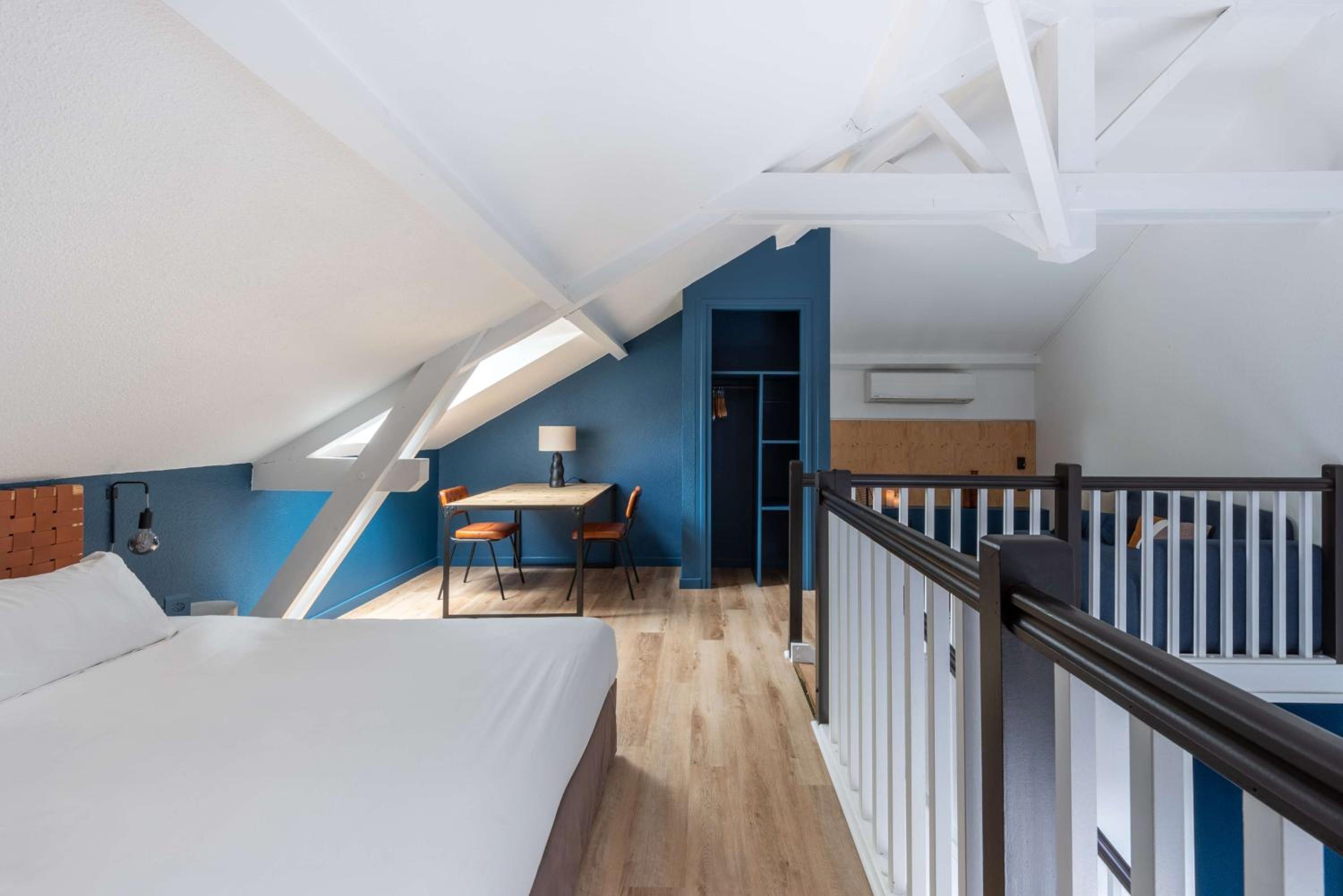 Duplex Family Suite - Photo 16
