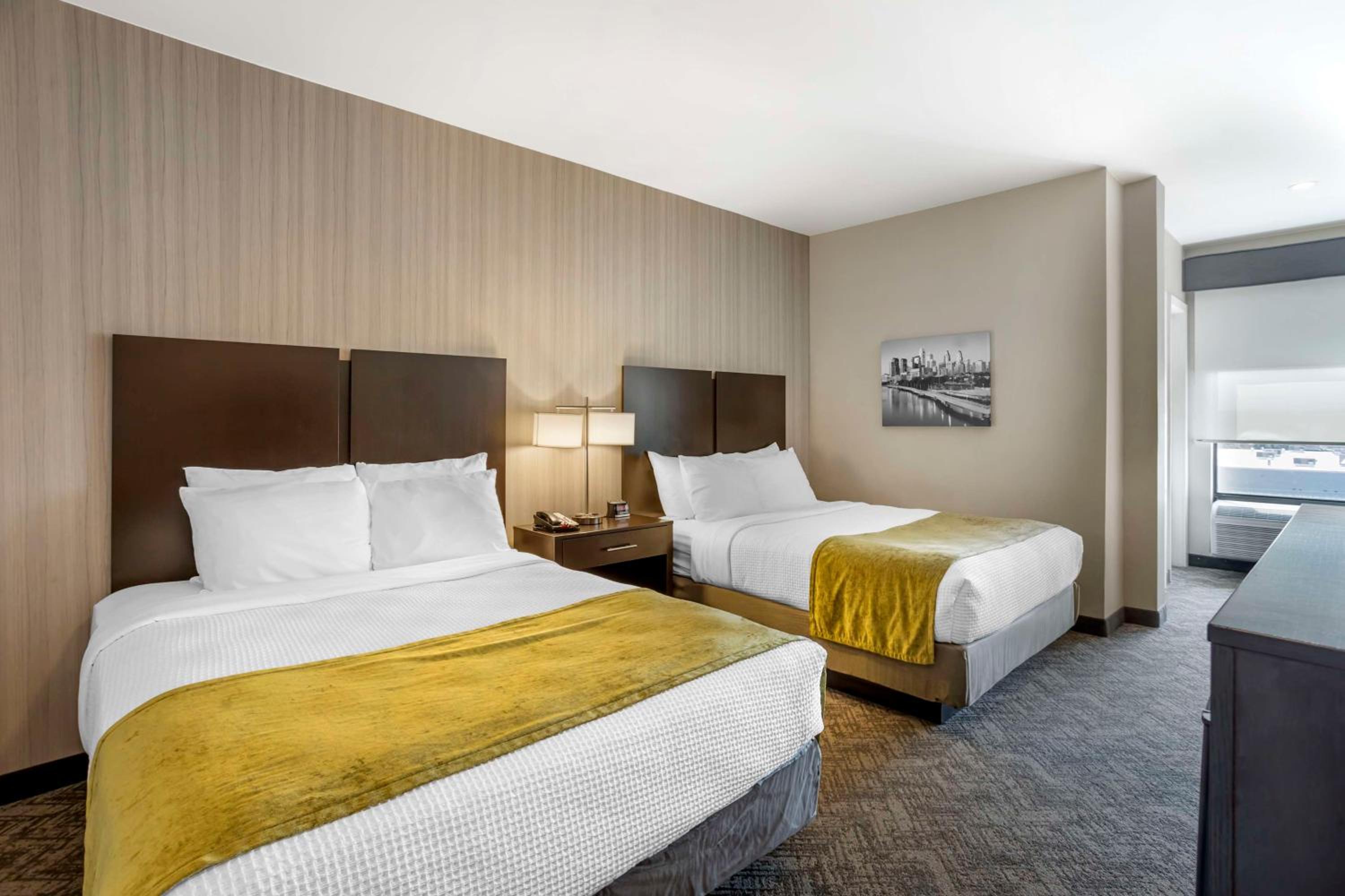 Queen Room with Two Queen Beds and Roll-In Shower - Disability Access/Non-Smoking photo 1