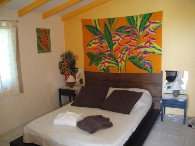 Two-Bedroom House photo 3