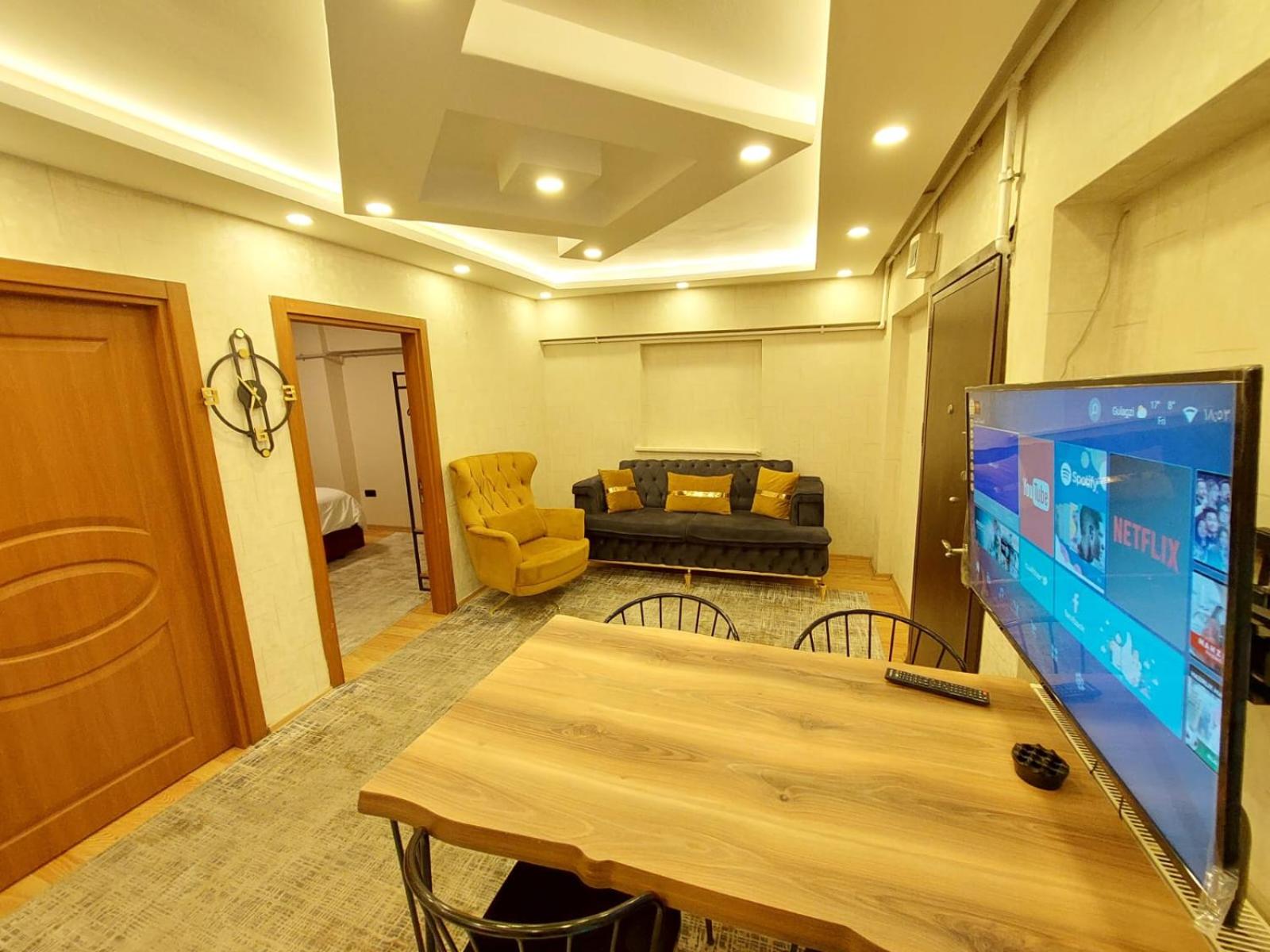 Two-Bedroom Standard Apartment photo 2