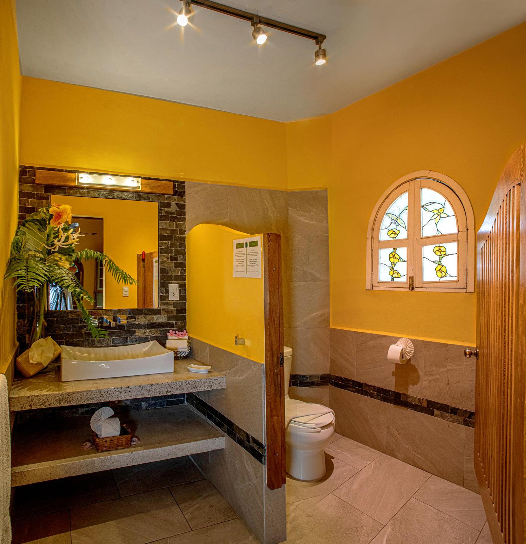 King Room with Air Conditioning photo 3