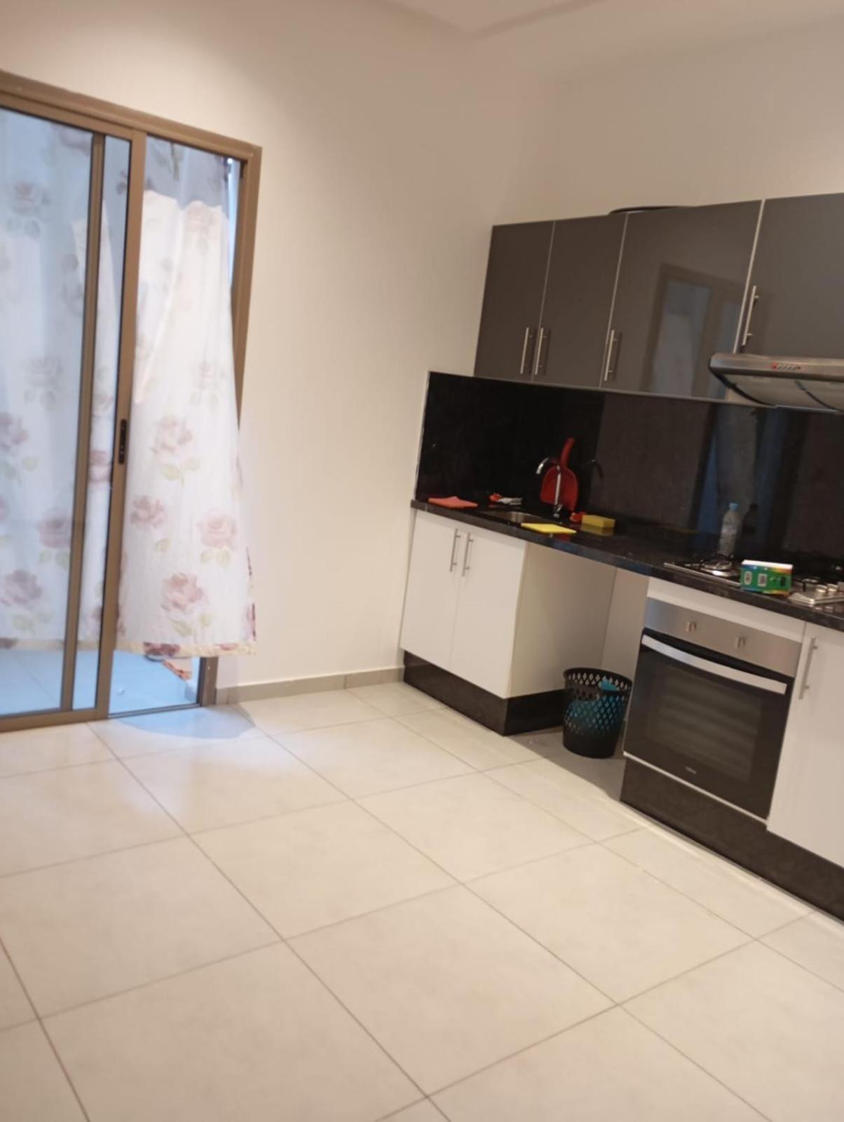 Three-Bedroom Apartment photo 2