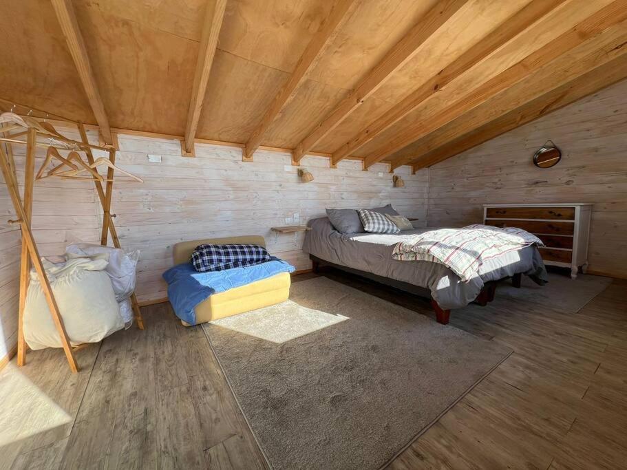 One-Bedroom House photo 1