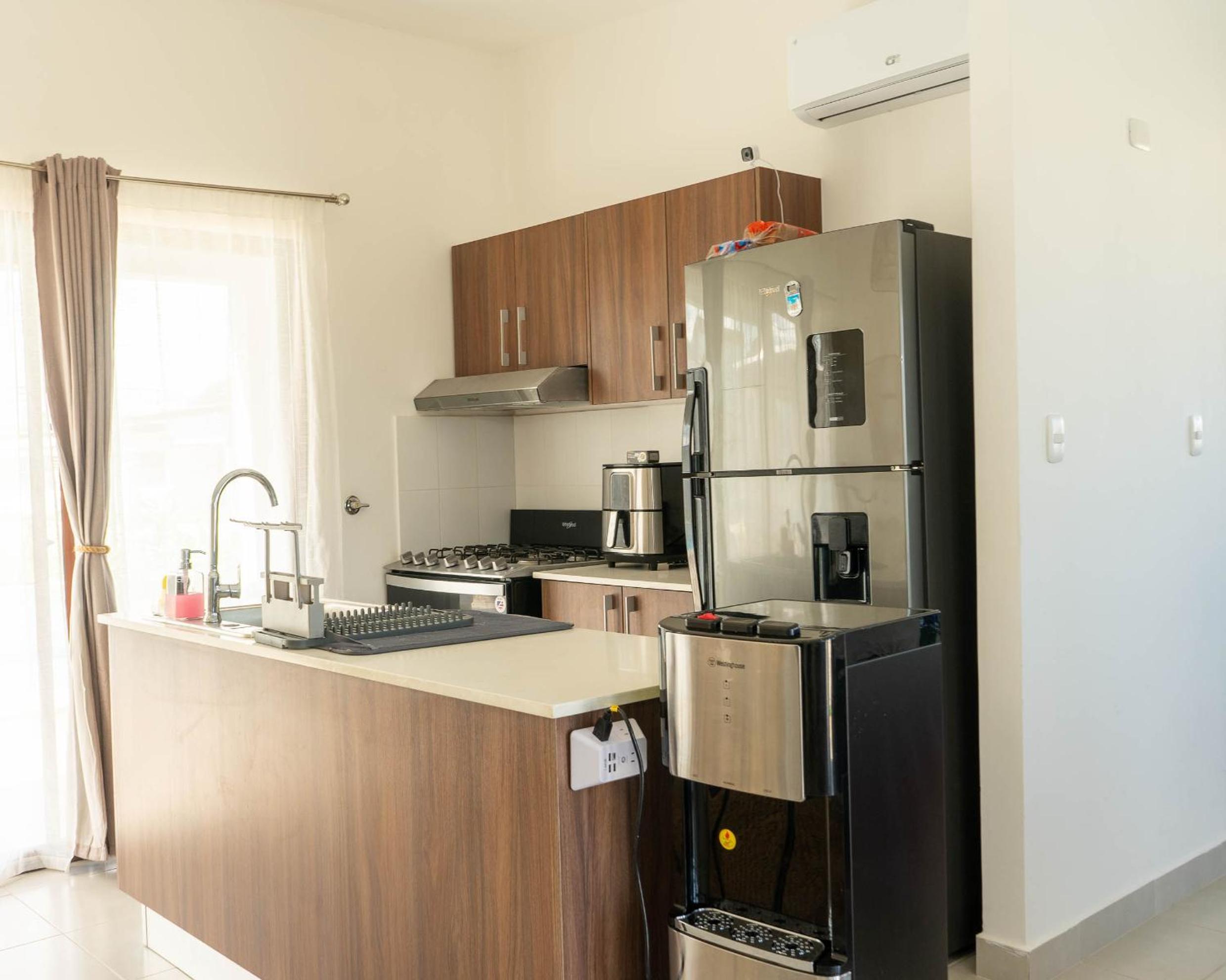 Three-Bedroom House photo 3