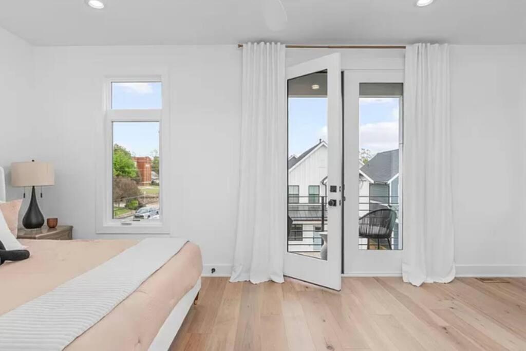 Four-Bedroom House photo 1