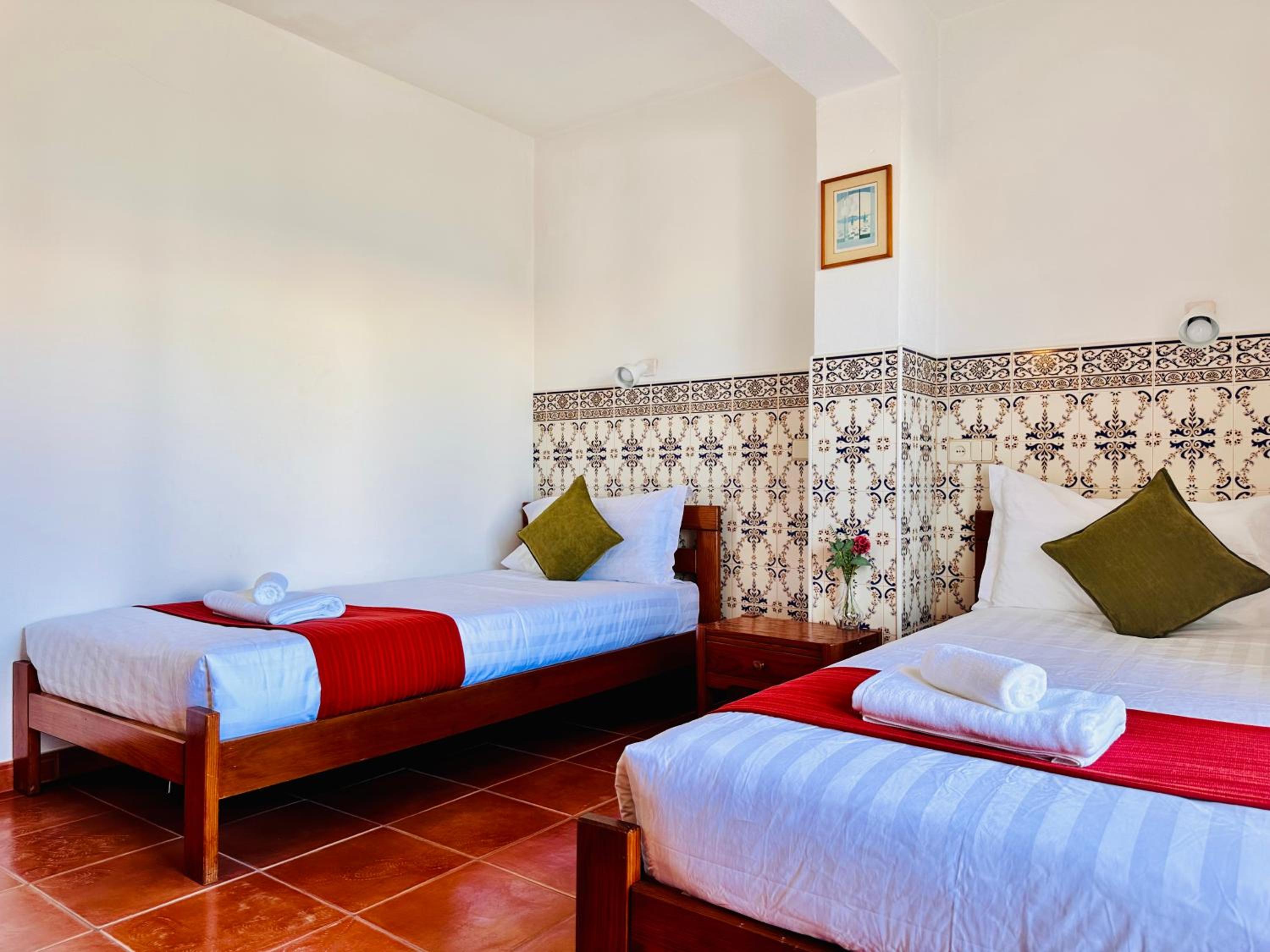 Superior Twin Room with City View - Photo 1