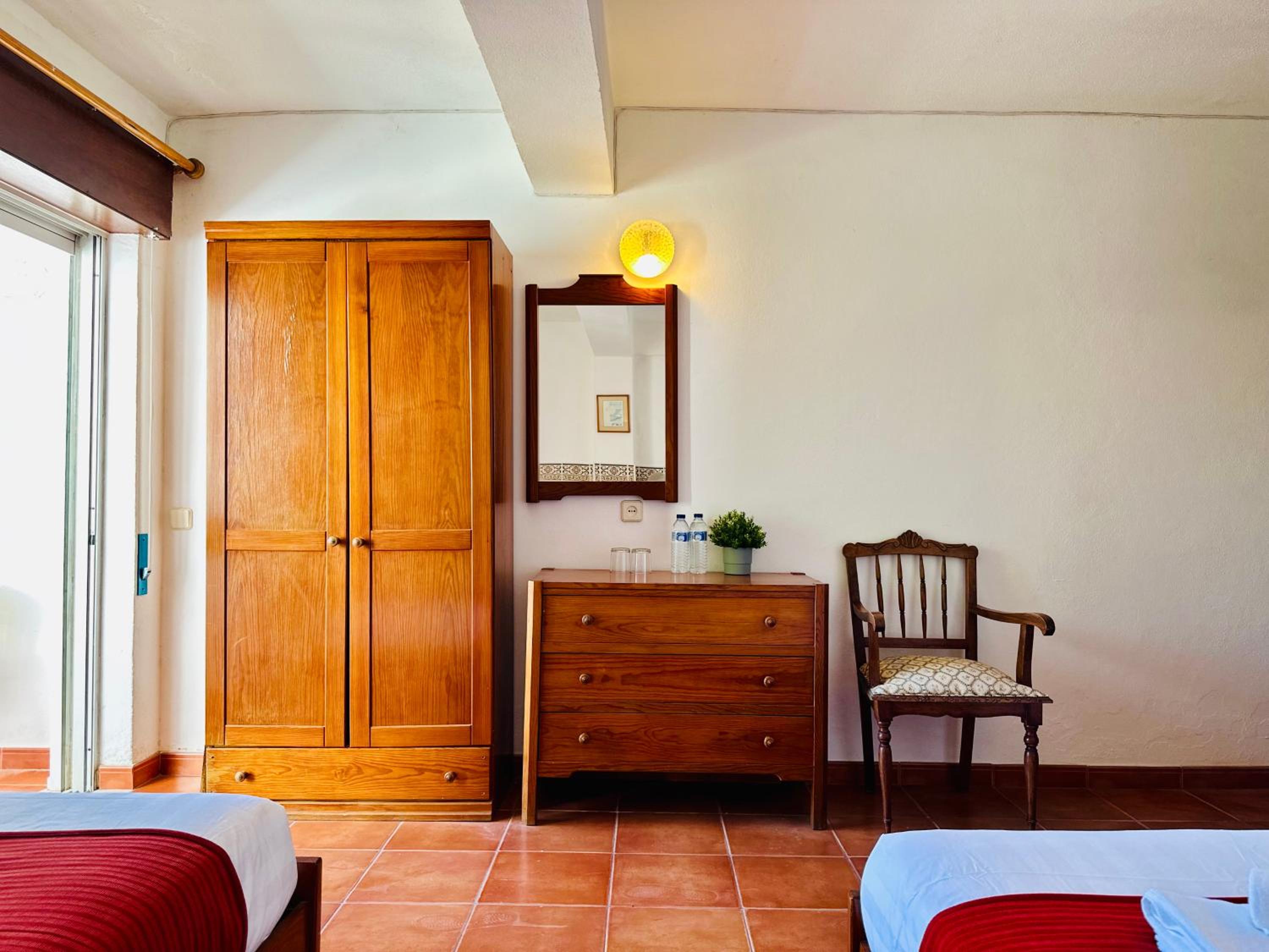 Superior Double or Twin Room with Terrace - Photo 5
