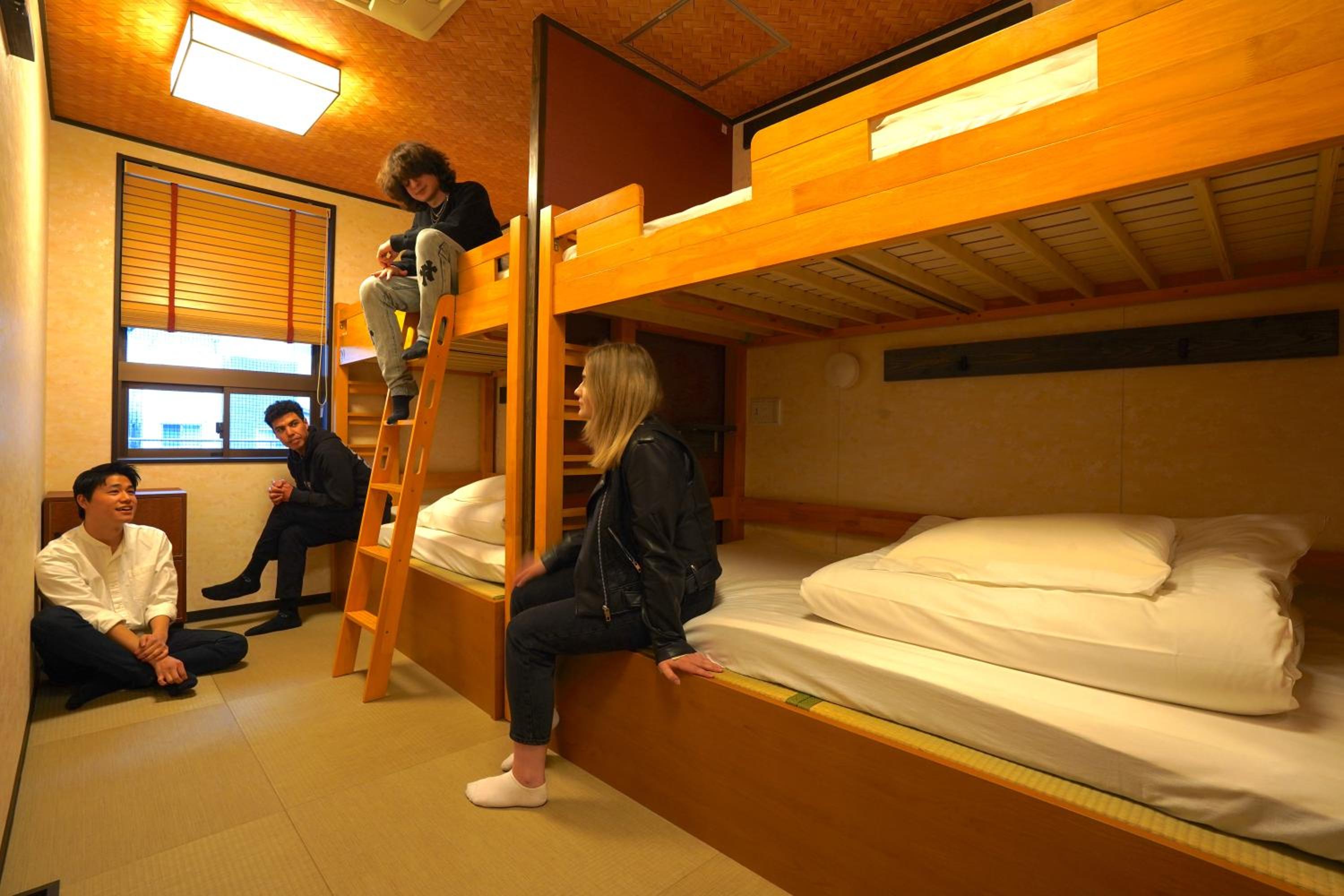 Superior Quadruple Room photo 3