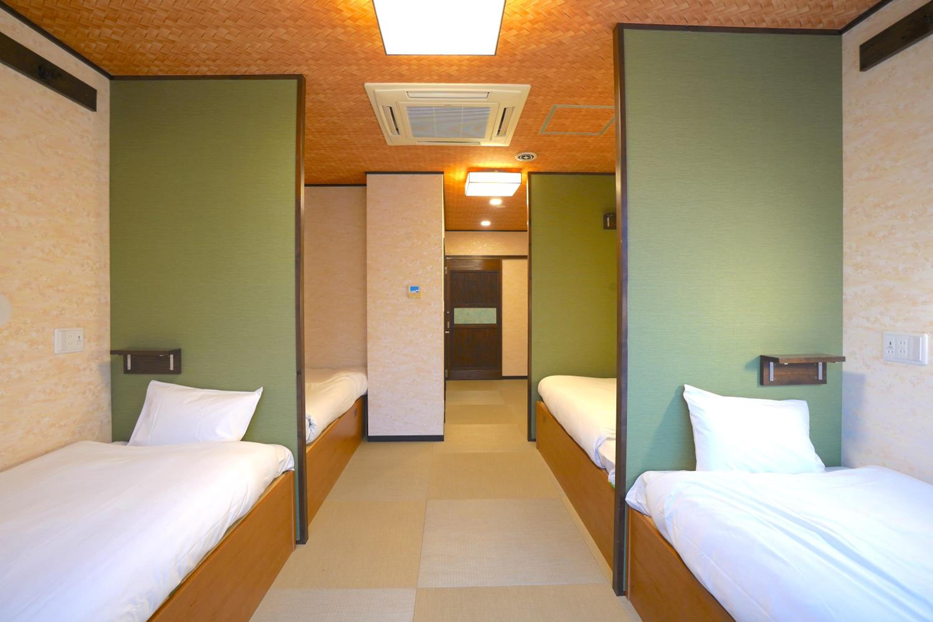 Standard Quadruple Room photo 1
