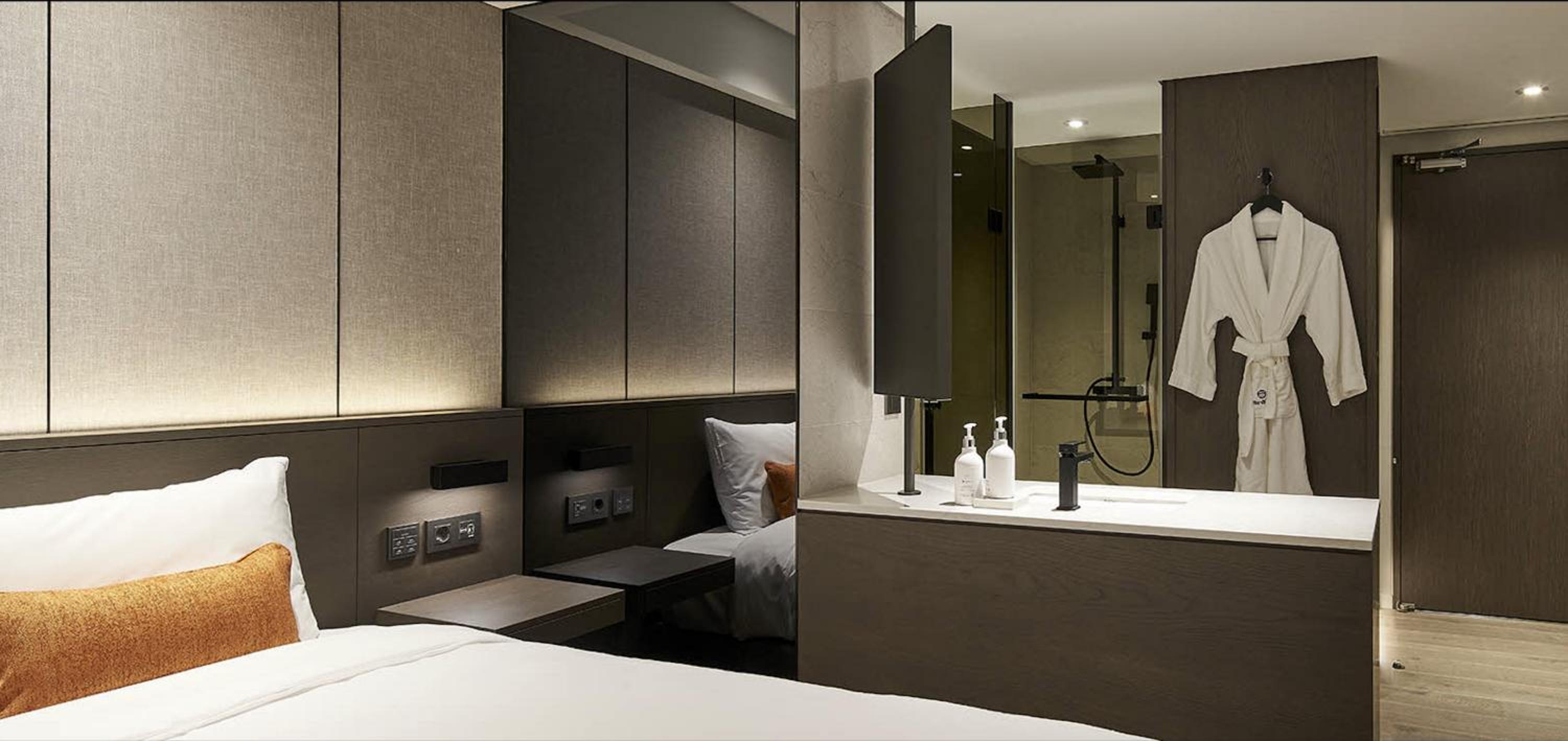Tasty Fall Package - Deluxe Twin Room with Free breakfast, Fitness center and Sauna for 2 people + Check-in at 14:00 and Check-out at 13:00 photo 3