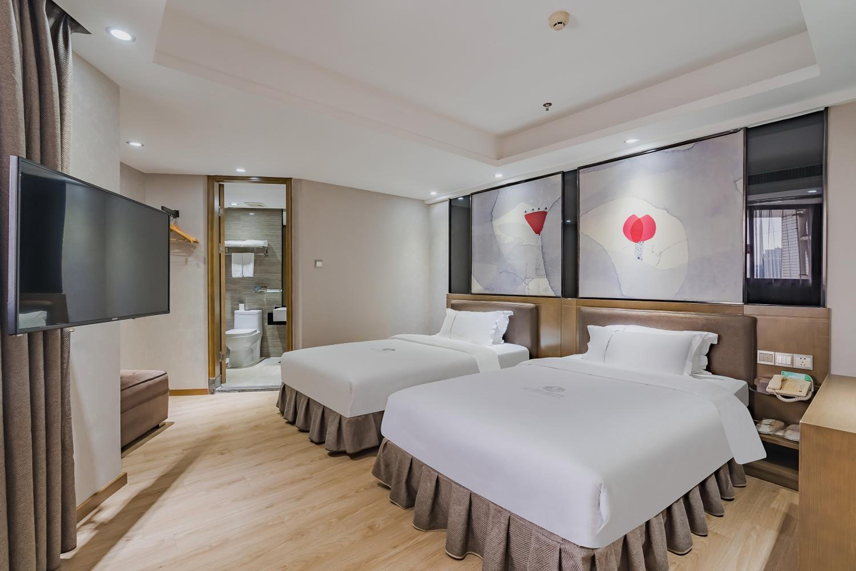 Standard Twin Room
