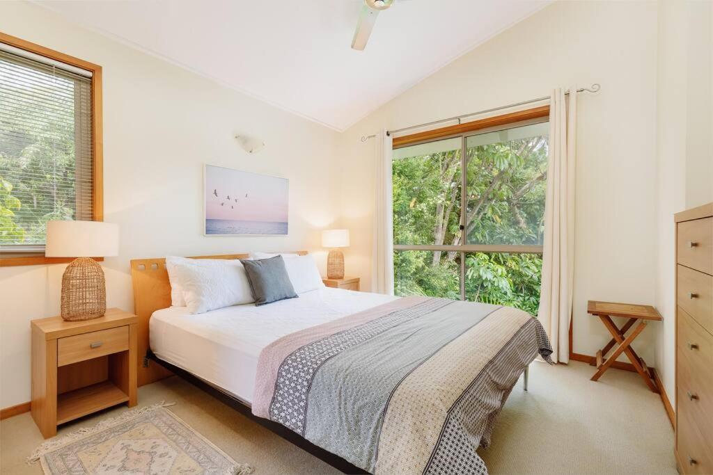 Three-Bedroom House photo 1