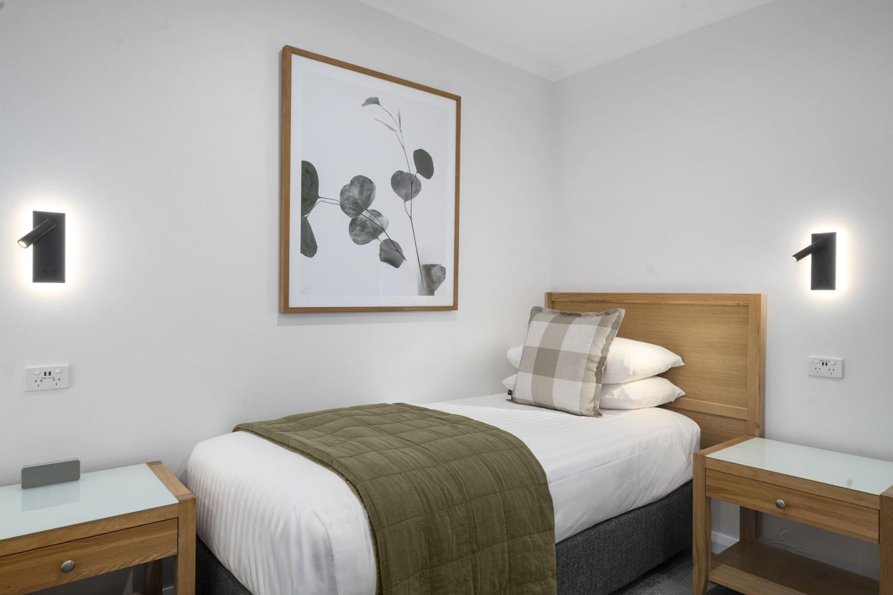 Twin Room - Photo 8