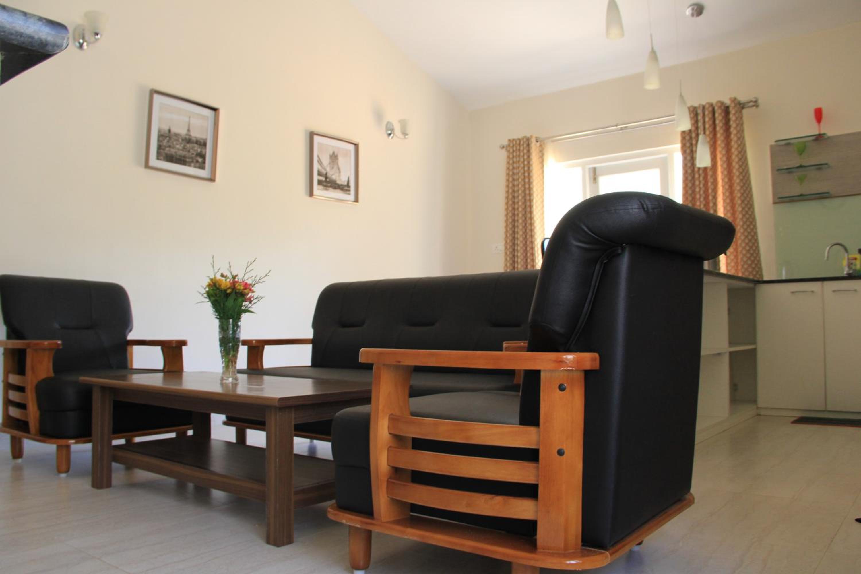 Himalaya Residence - Two Bedroom Apartment with Balcony - Photo 35