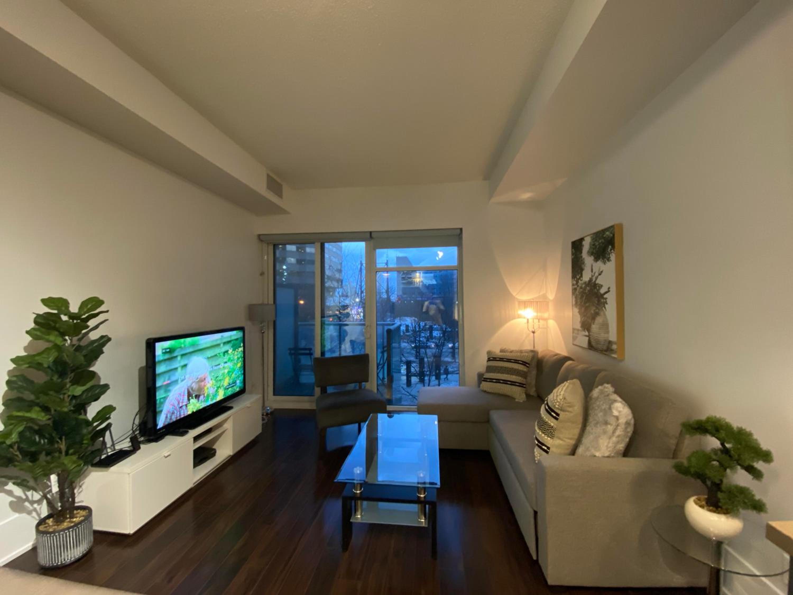 One-Bedroom Apartment