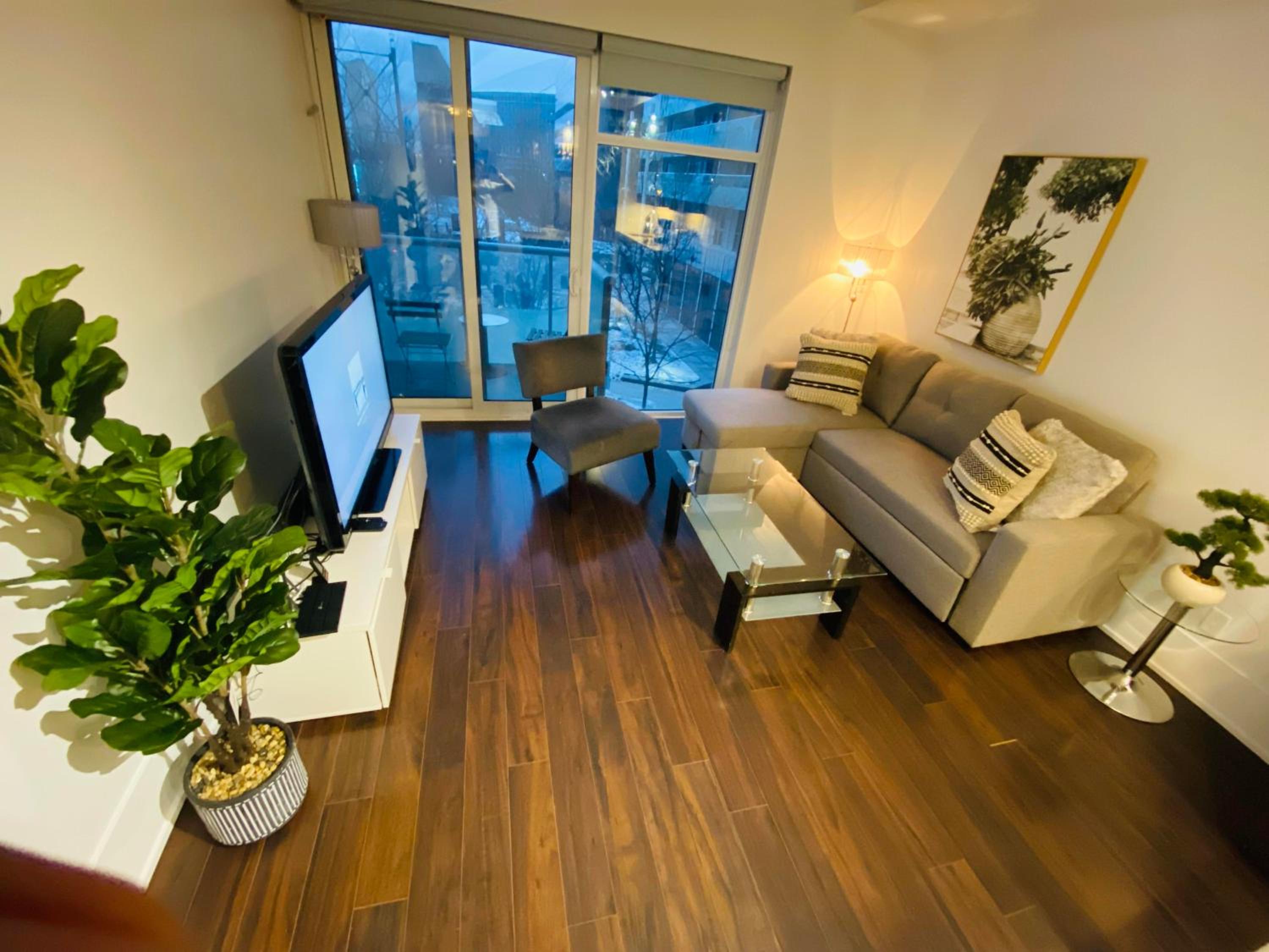 One-Bedroom Apartment thumbnail 5