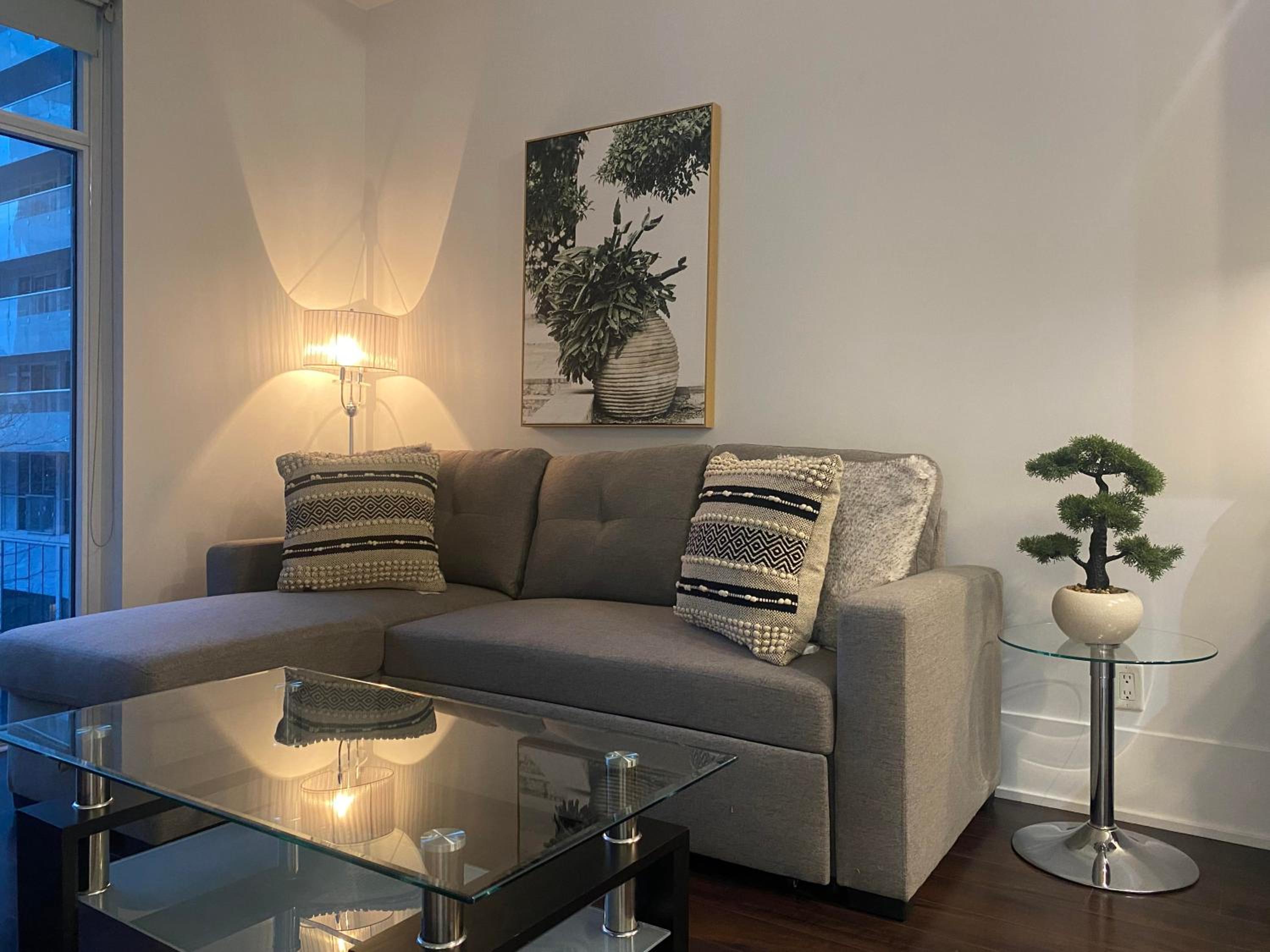 One-Bedroom Apartment