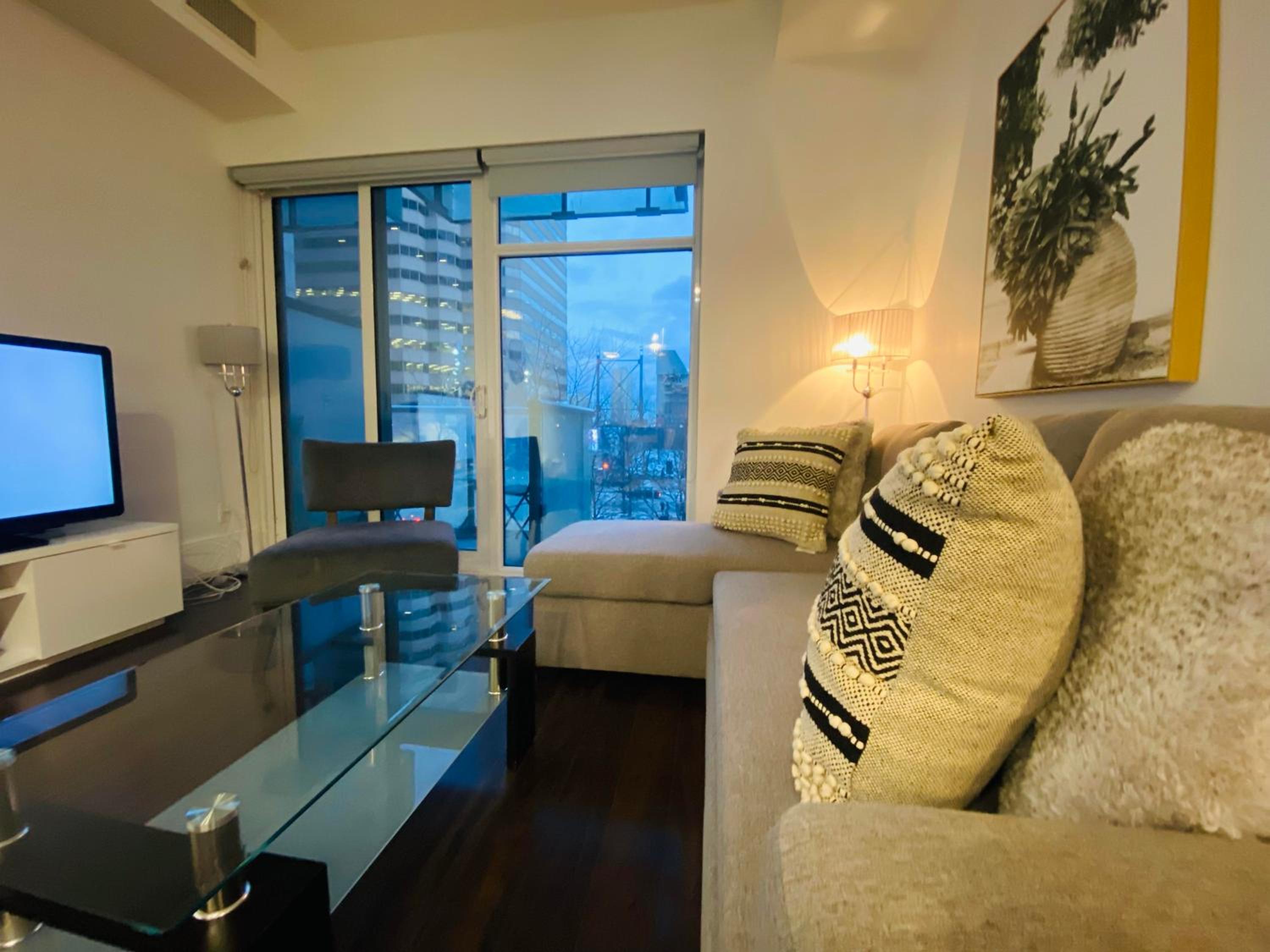 One-Bedroom Apartment