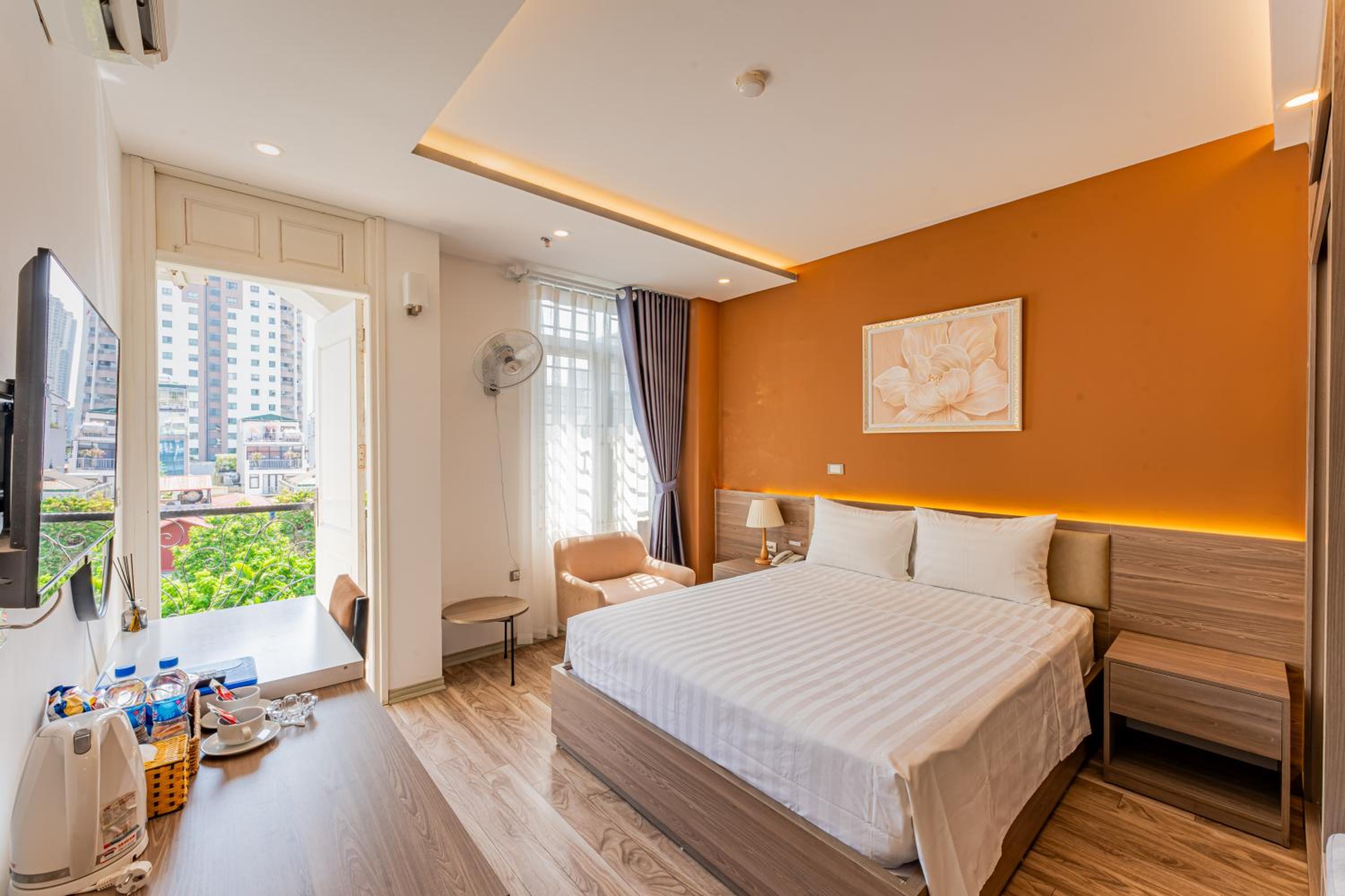 Deluxe Double Room with Balcony