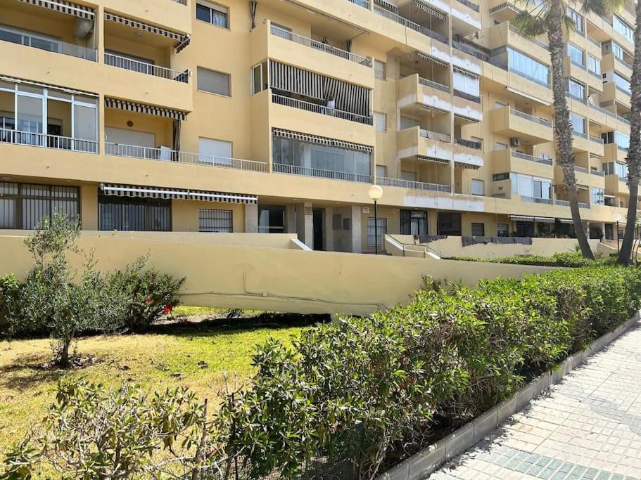Two-Bedroom Apartment with Terrace and Sea View photo 3