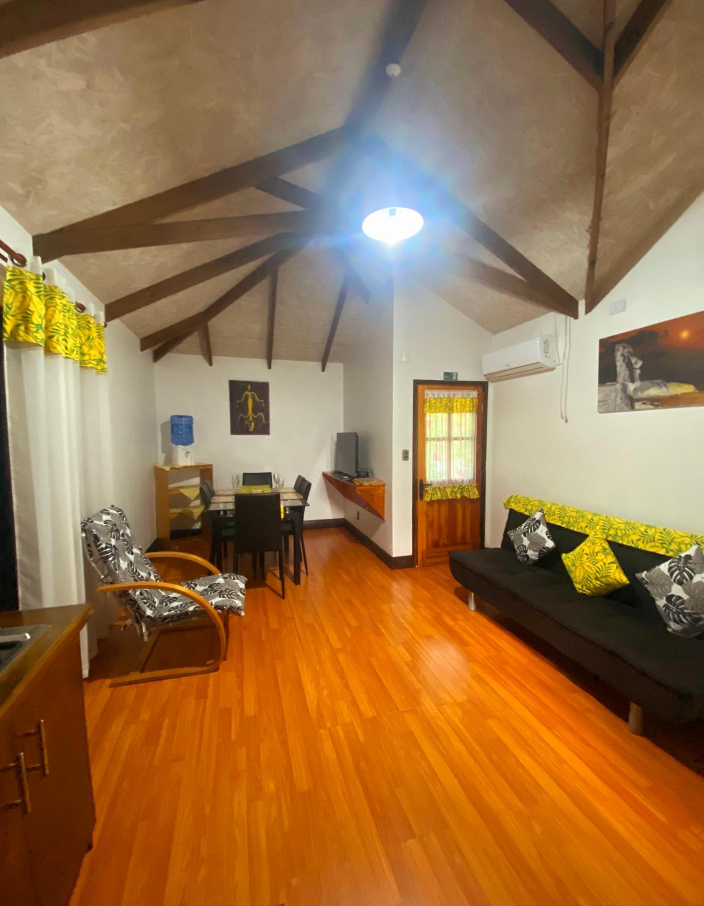 Triple Room with Private Bathroom photo 1