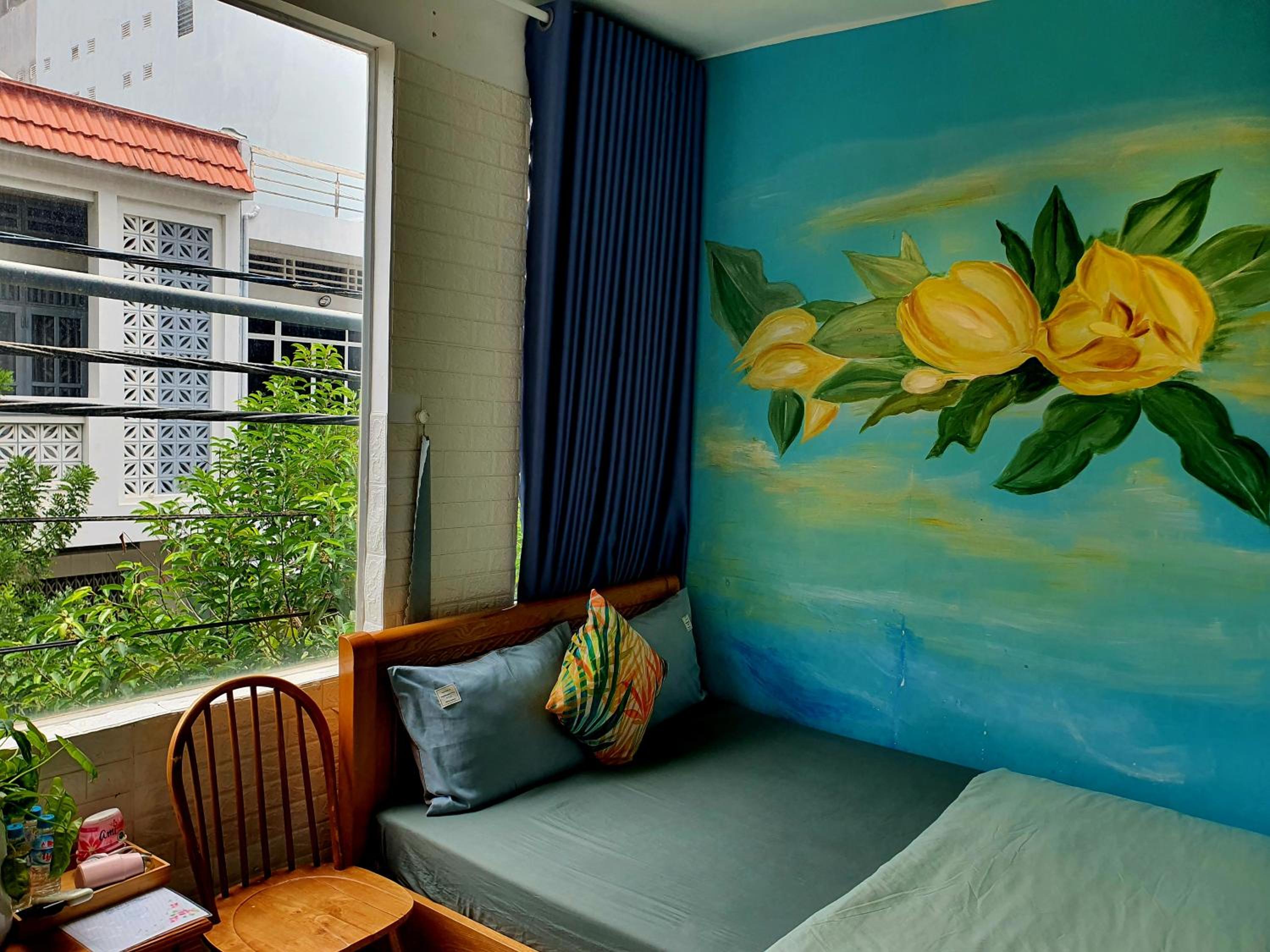 Quadruple Room with Private Bathroom photo 3