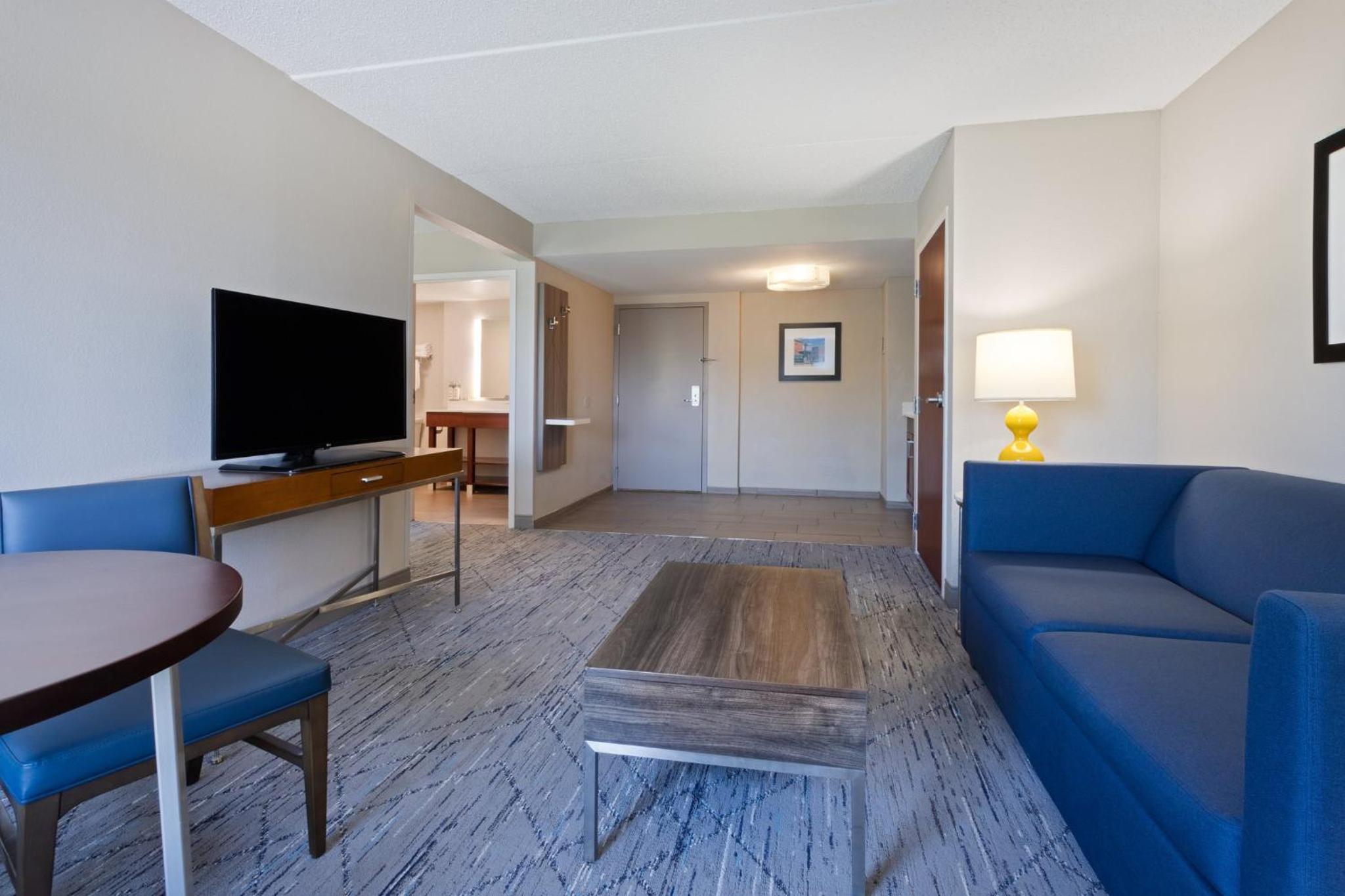 King Suite with Additional Living Area - Photo 12